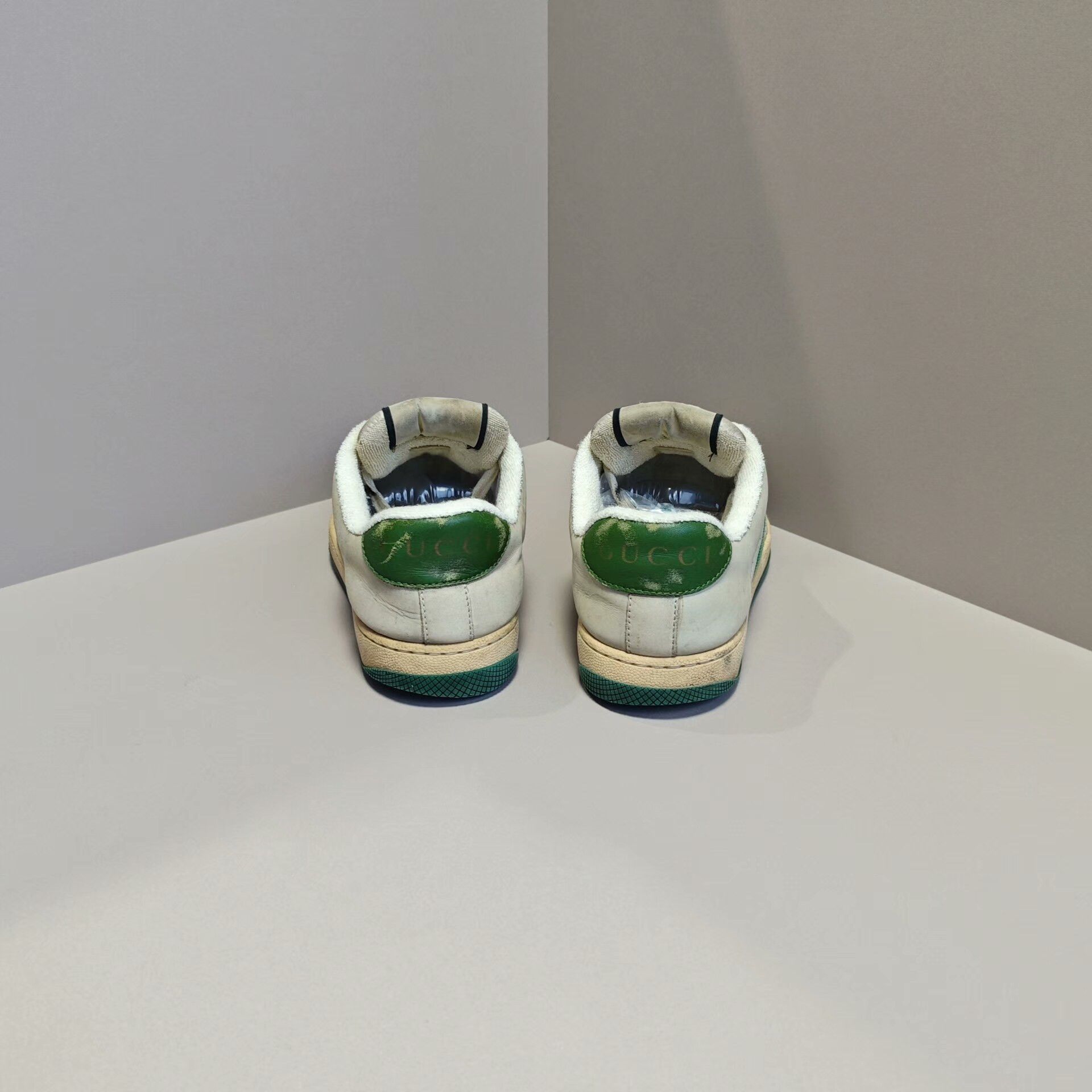 Gucci Gucci Lowtop Sneakers us_6 Women Size US 6 / IT 36 - 3 Thumbnail