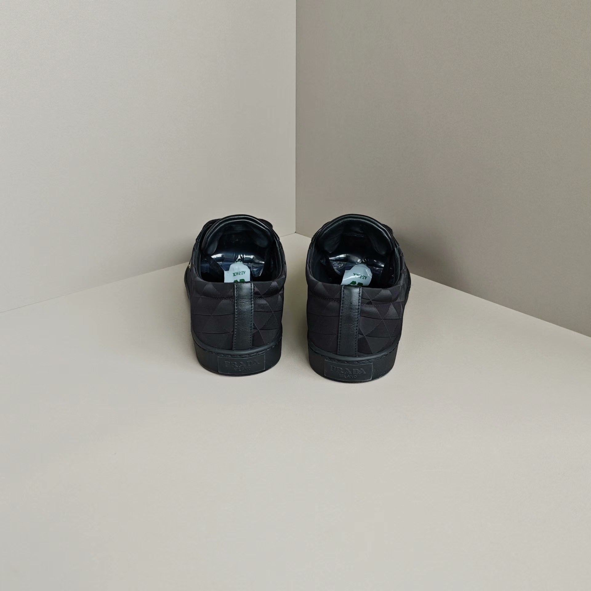 Prada Prada Nylon Lowtop Sneakers 9 Men Size US 9 / EU 42 - 3 Thumbnail
