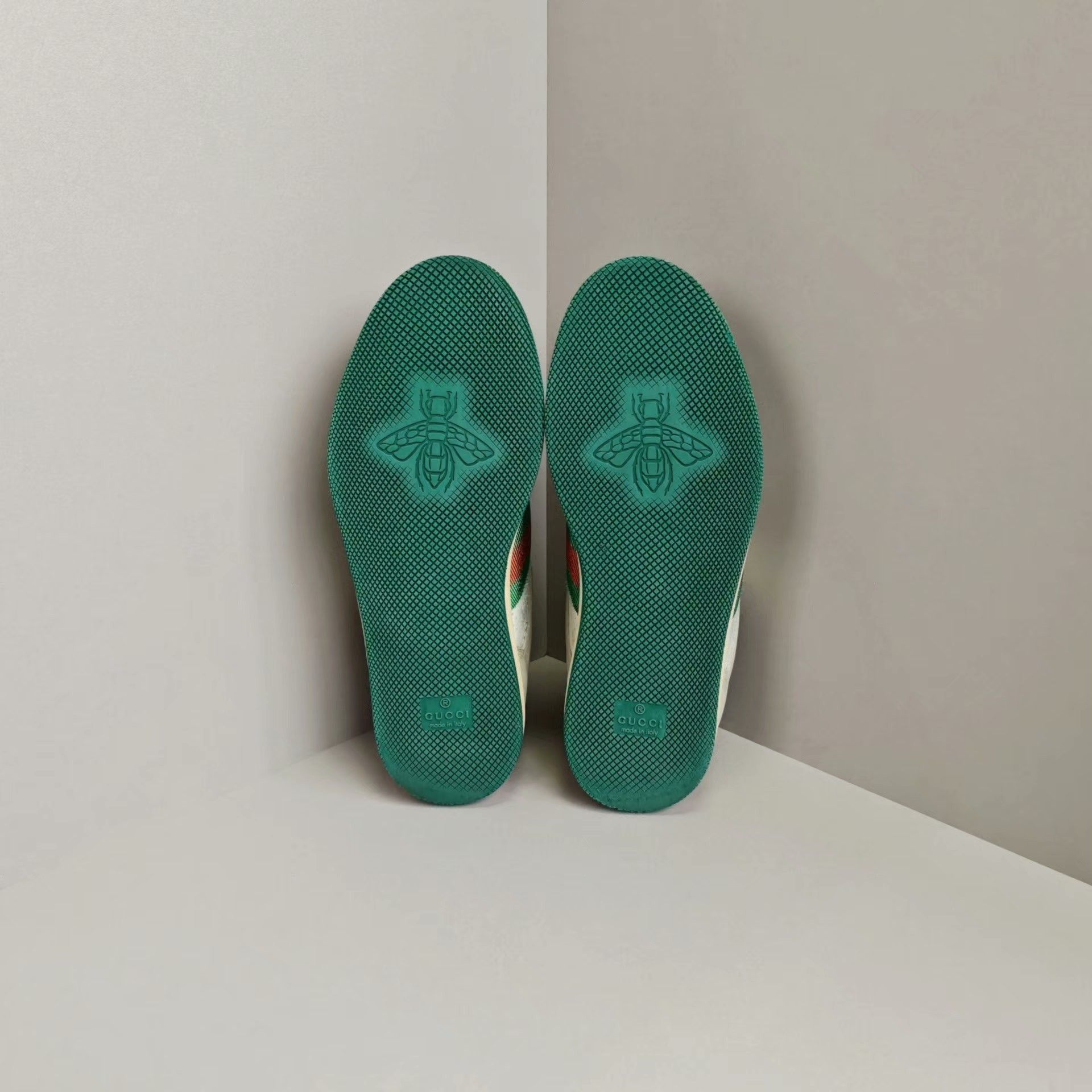 Gucci Gucci Lowtop Sneakers us_6 Women Size US 6 / IT 36 - 5 Thumbnail