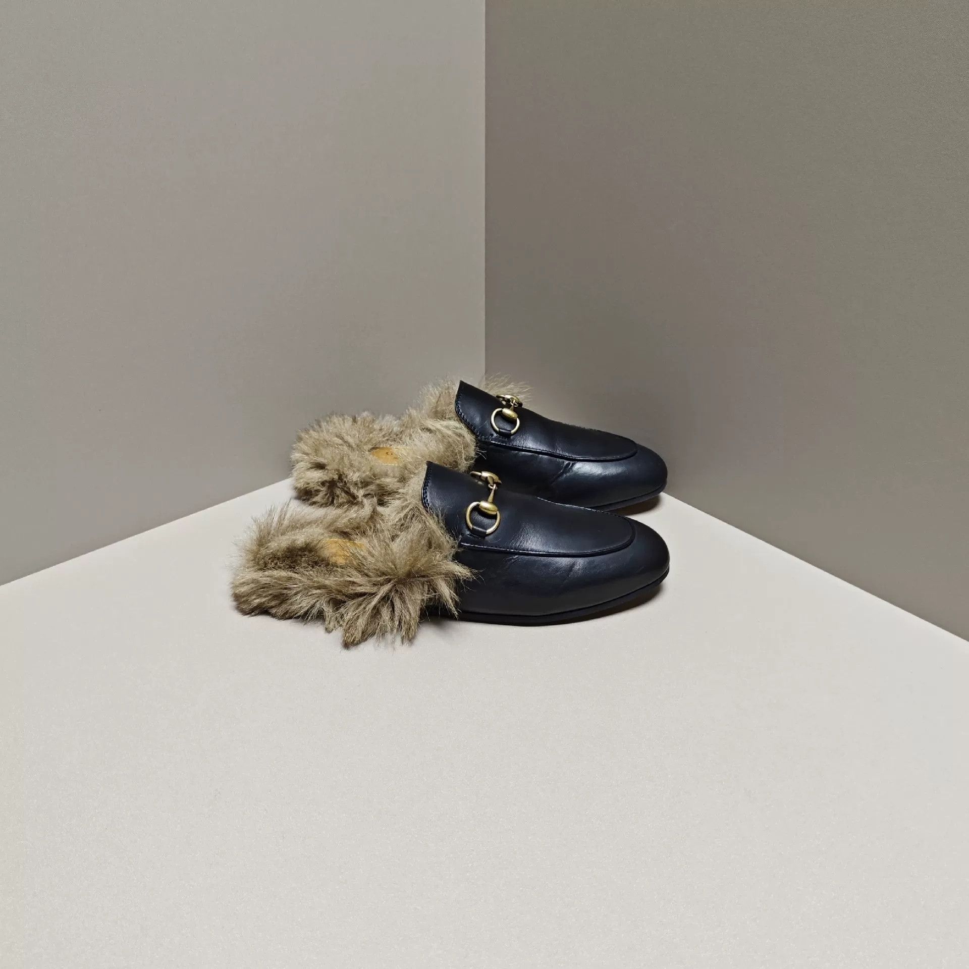 Gucci Gucci Sandals us_5 Women Size US 5 / IT 35 - 4 Thumbnail