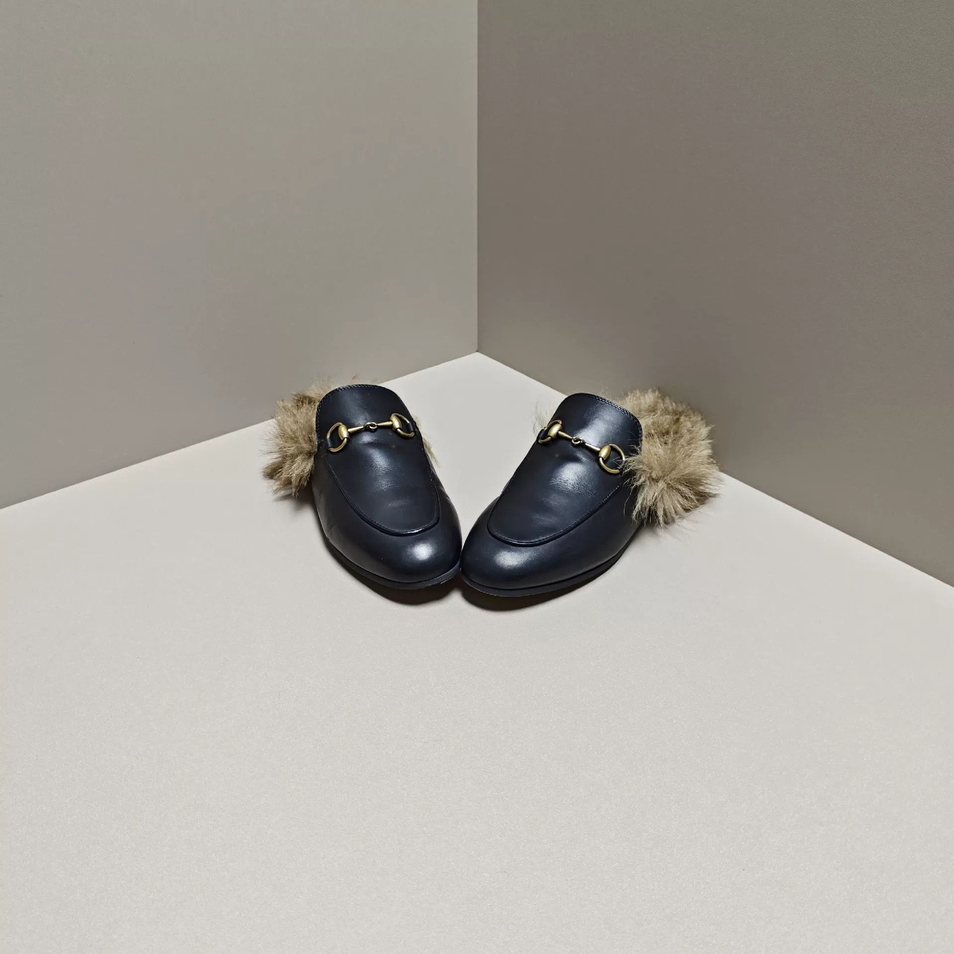 Gucci Gucci Sandals us_5 Women Size US 5 / IT 35 - 2 Thumbnail
