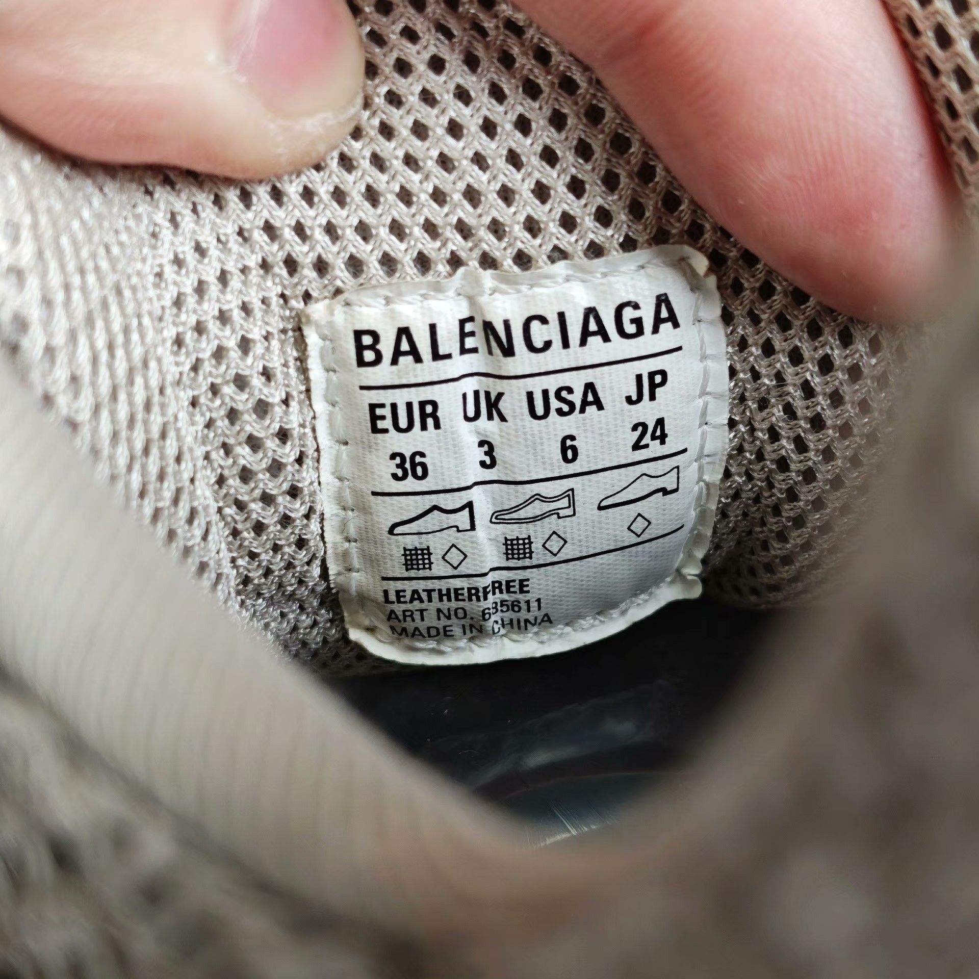 Balenciaga Balenciaga Lowtop Sneakers us_6 Women Size US 6 / IT 36 - 6 Thumbnail