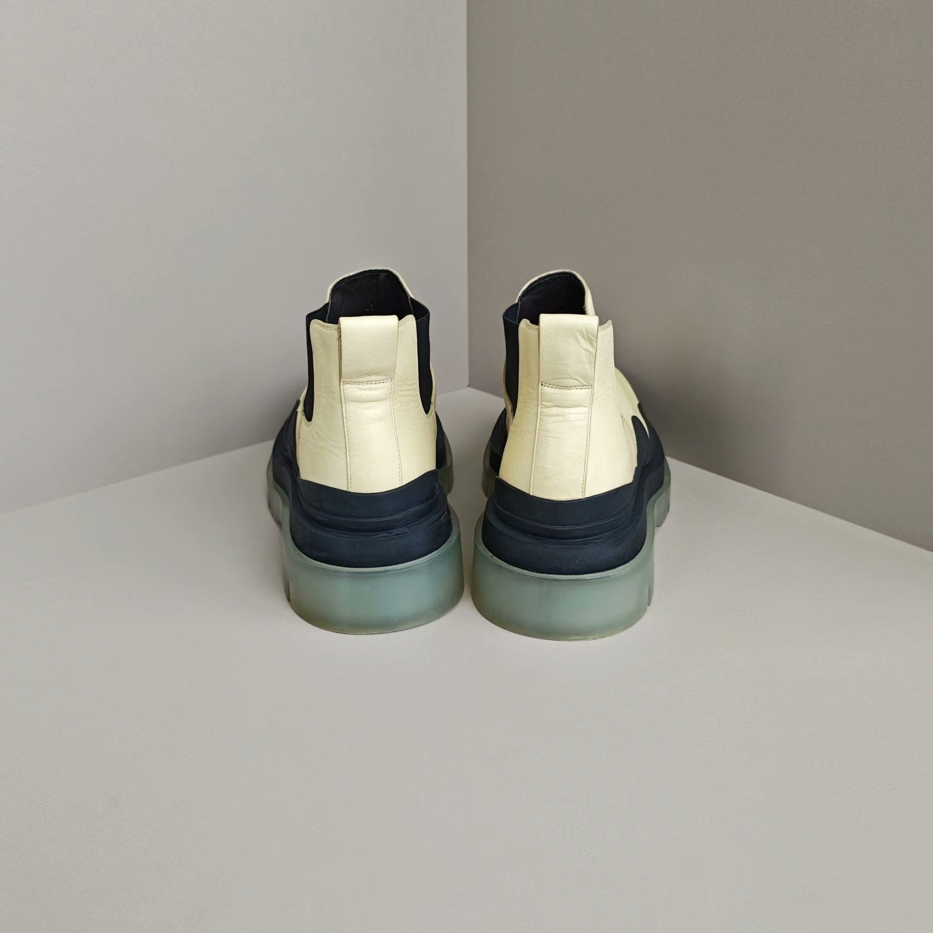 Bottega Veneta Bottega Veneta Lowtop Sneakers 10 Men Size US 10 / EU 43 - 3 Thumbnail