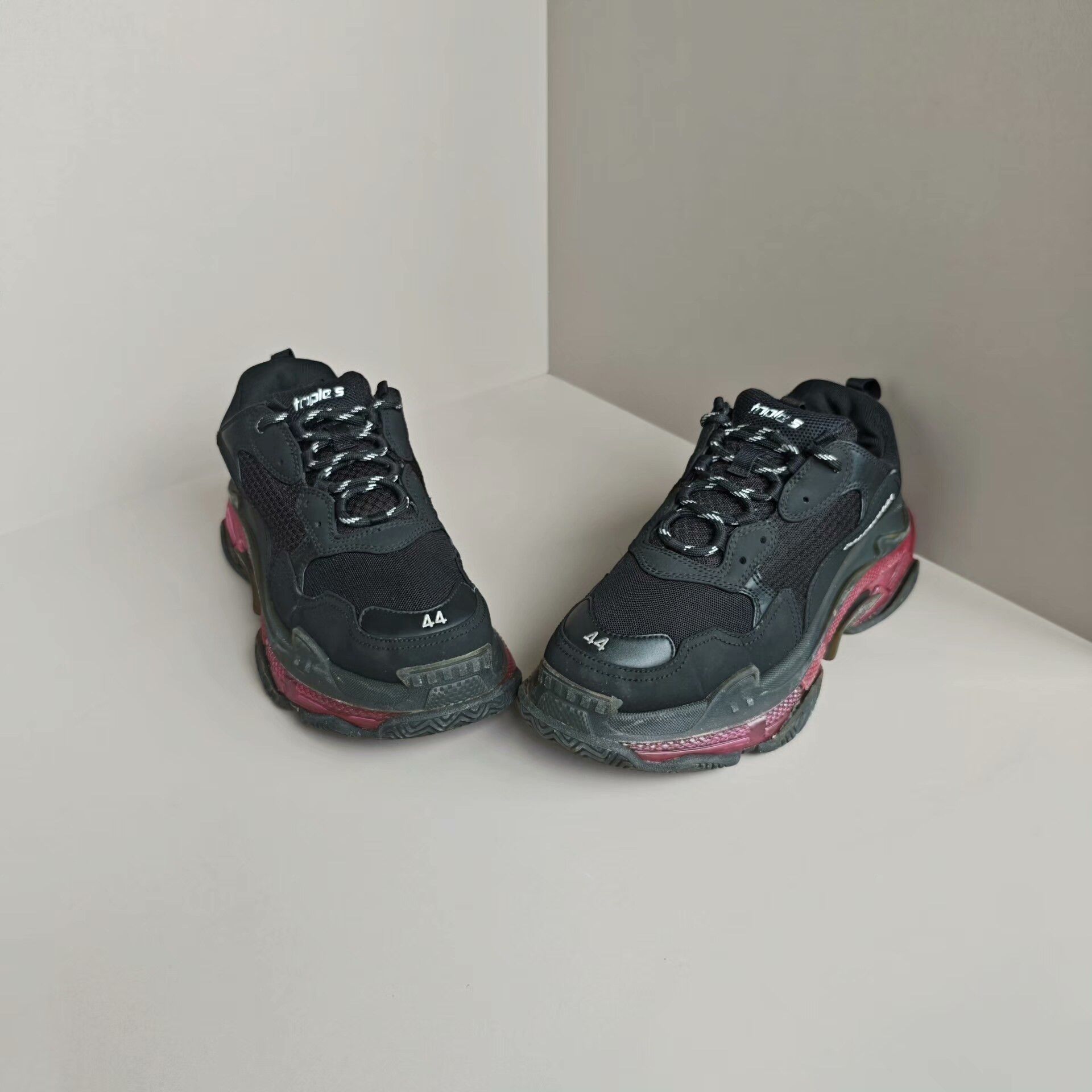Balenciaga Balenciaga Lowtop Sneakers 11 Men Size US 11 / EU 44 - 2 Thumbnail