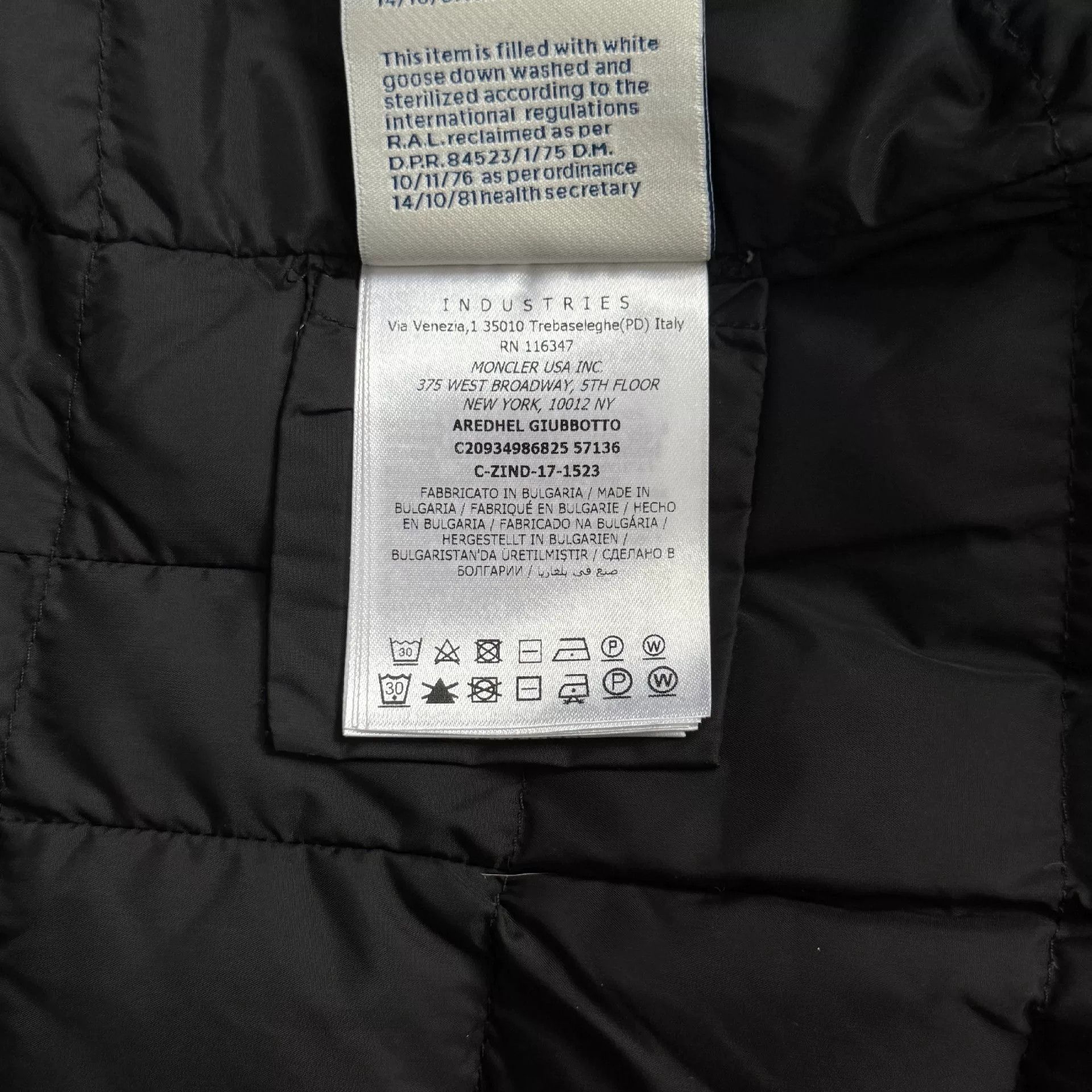 Moncler Moncler Down Down Jacket us_00 Women Size XXS / US 00 / IT 34 - 4 Thumbnail