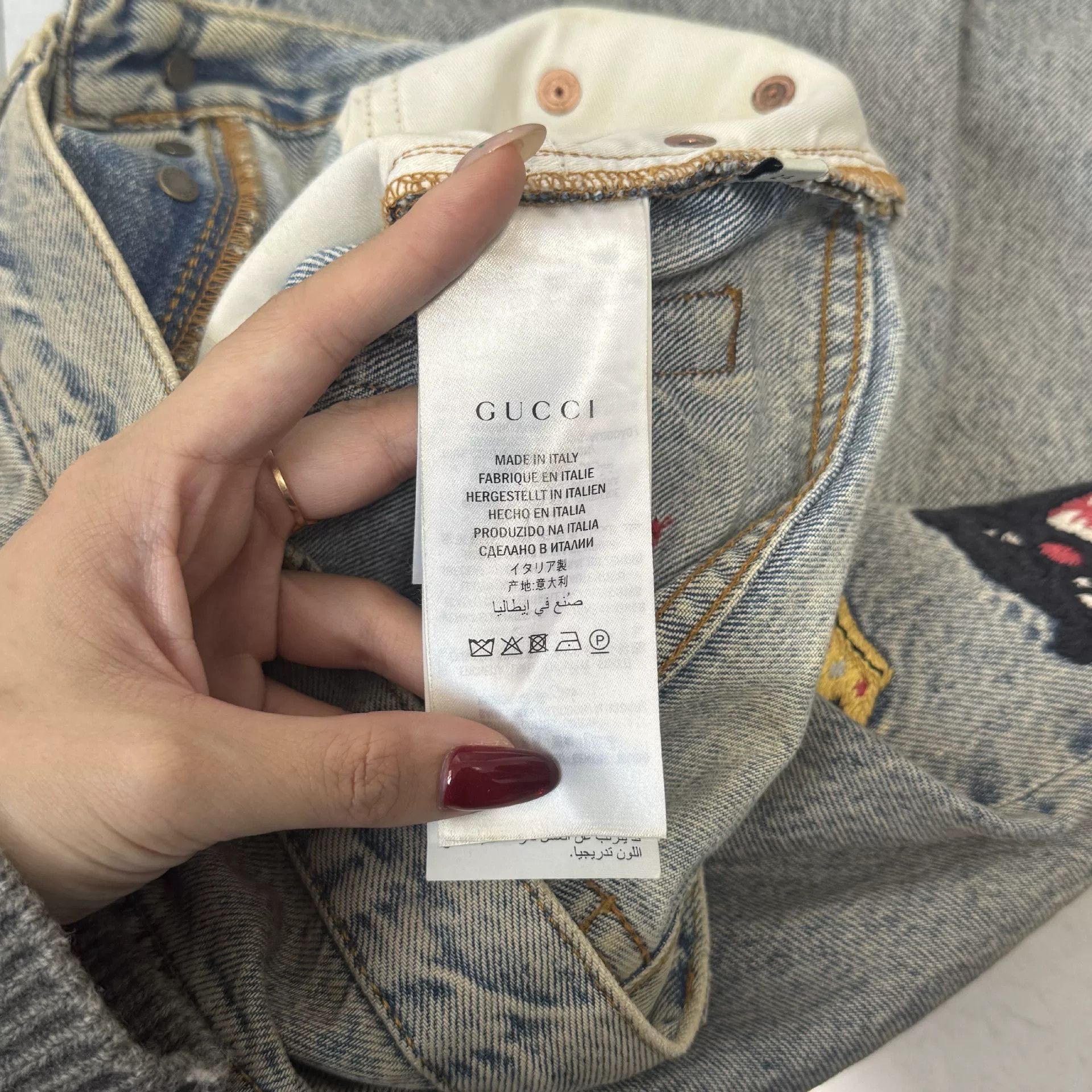 Gucci Gucci Denim Embroidered Jeans 24 Women Size 24" / US 00 / IT 34 - 4 Thumbnail
