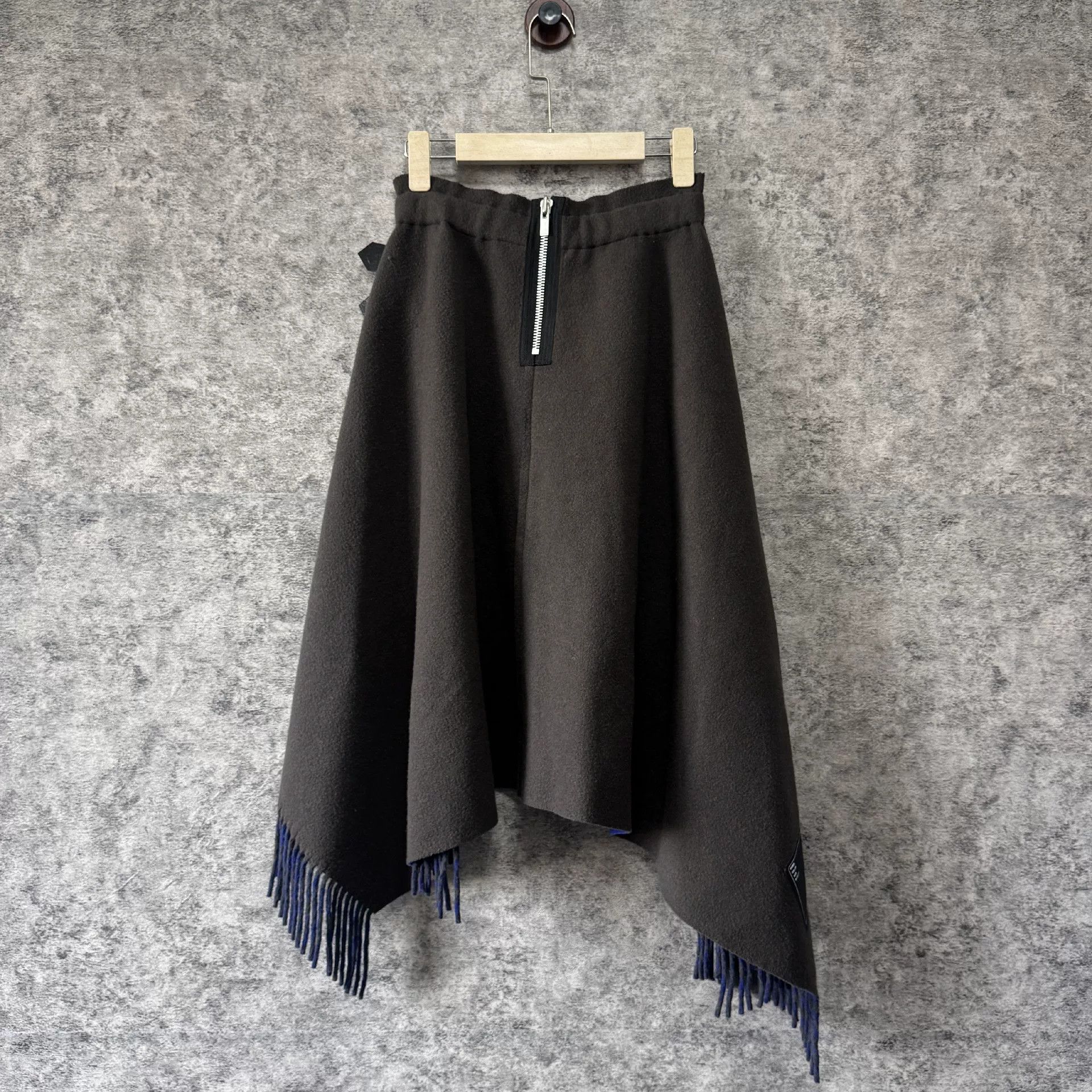 Sacai Sacai Wool Skirt us_2 Women Size 26" / US 2 / IT 38 - 2 Thumbnail