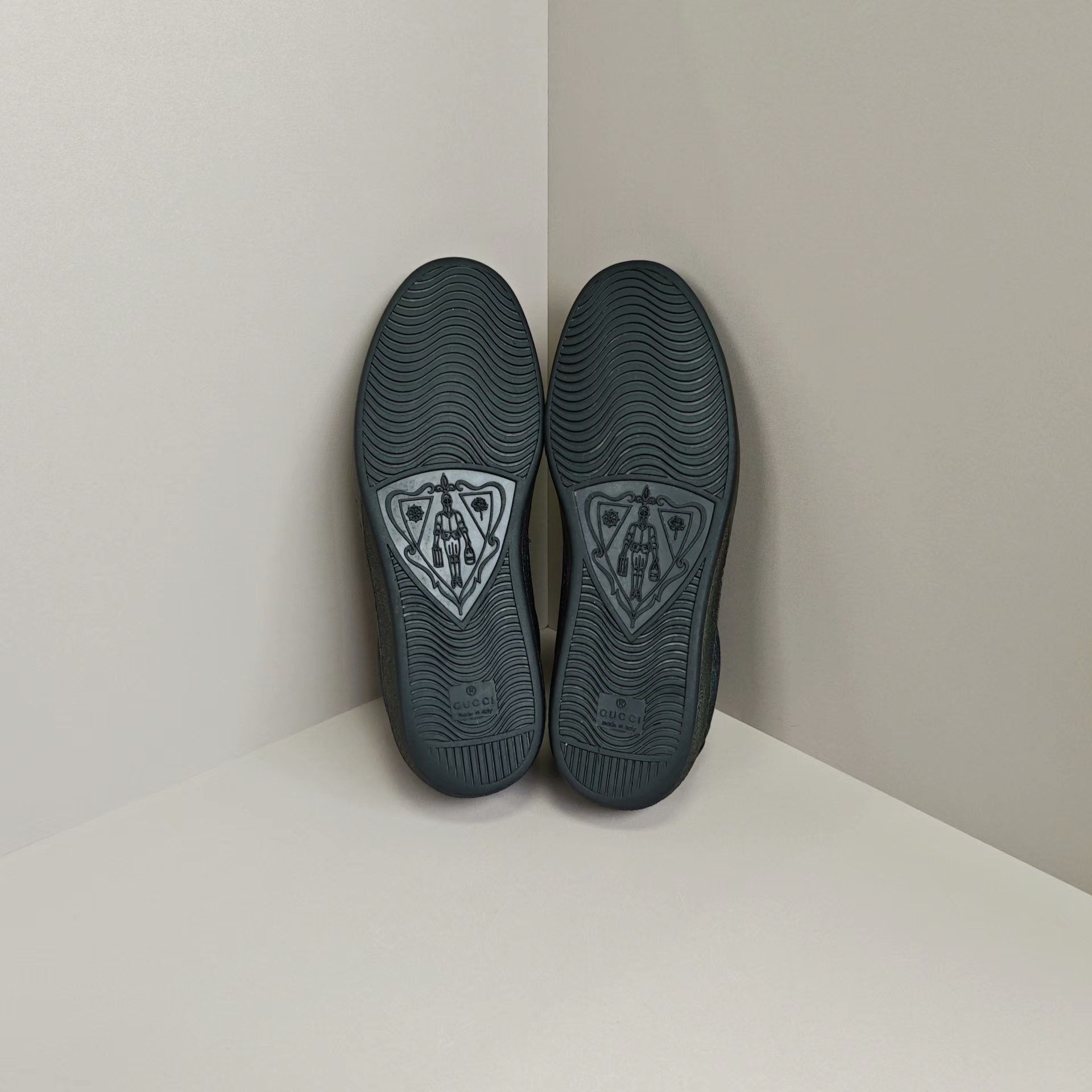 Gucci Gucci Lowtop Sneakers 7 Men Size US 7 / EU 40 - 5 Thumbnail
