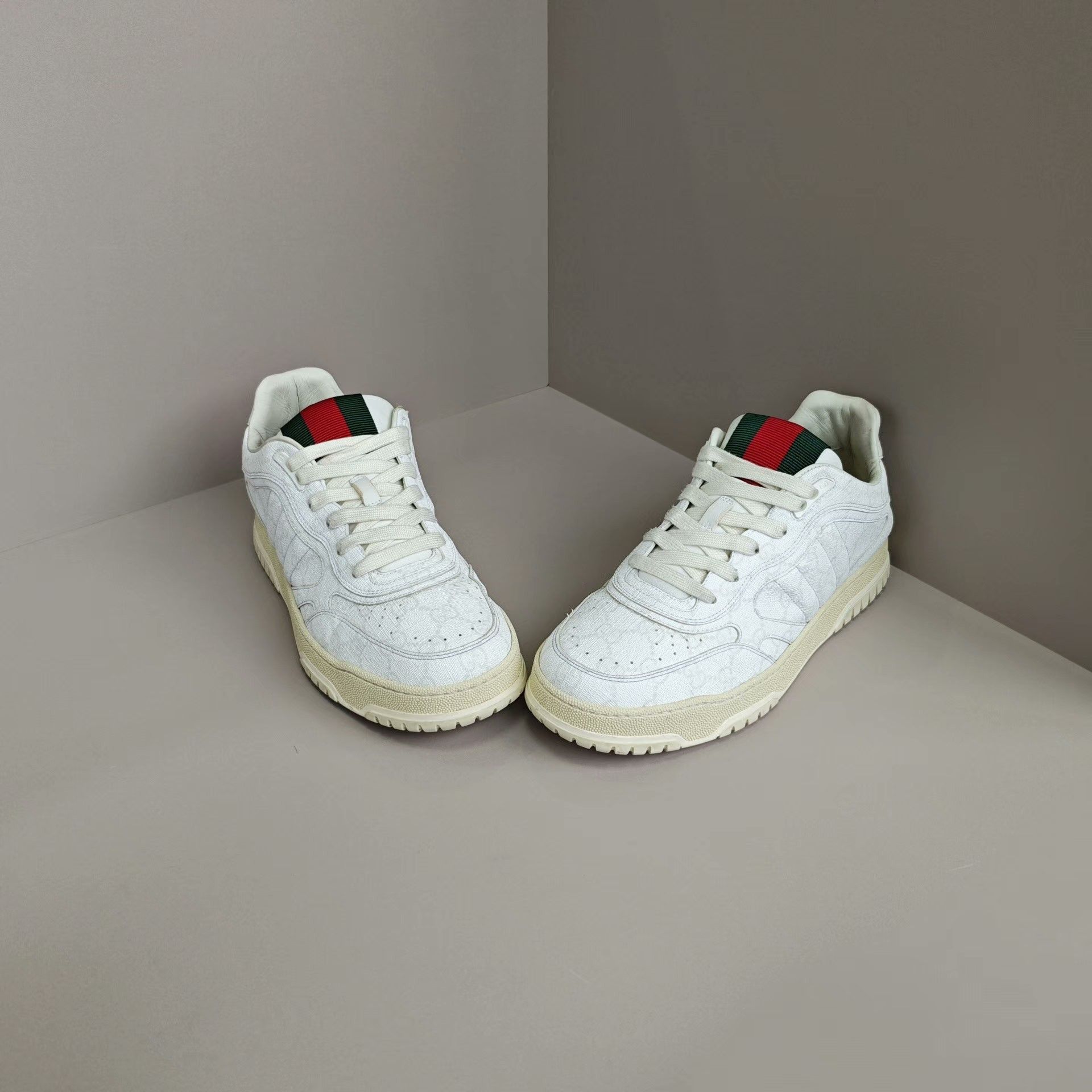 Gucci Gucci Lowtop Sneakers 9 Men Size US 9 / EU 42 - 2 Thumbnail