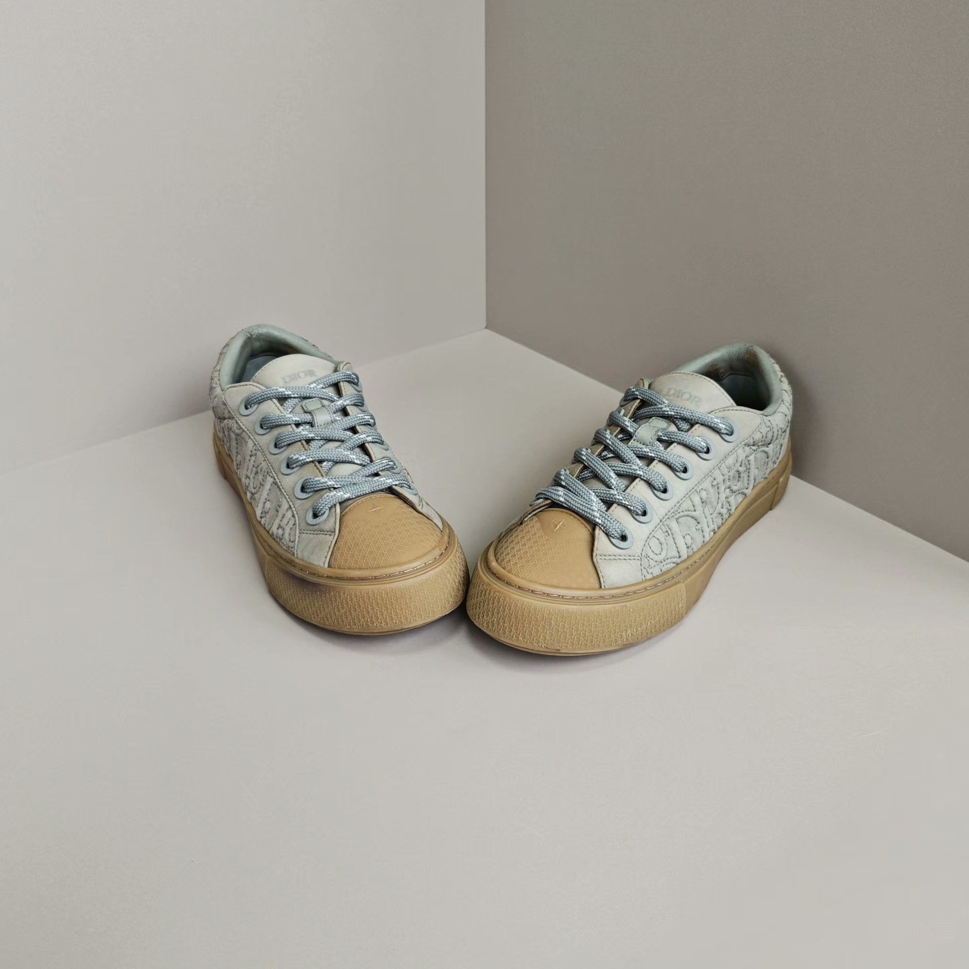 Dior Dior Collab Lowtop Sneakers 10 Men Size US 10 / EU 43 - 2 Thumbnail
