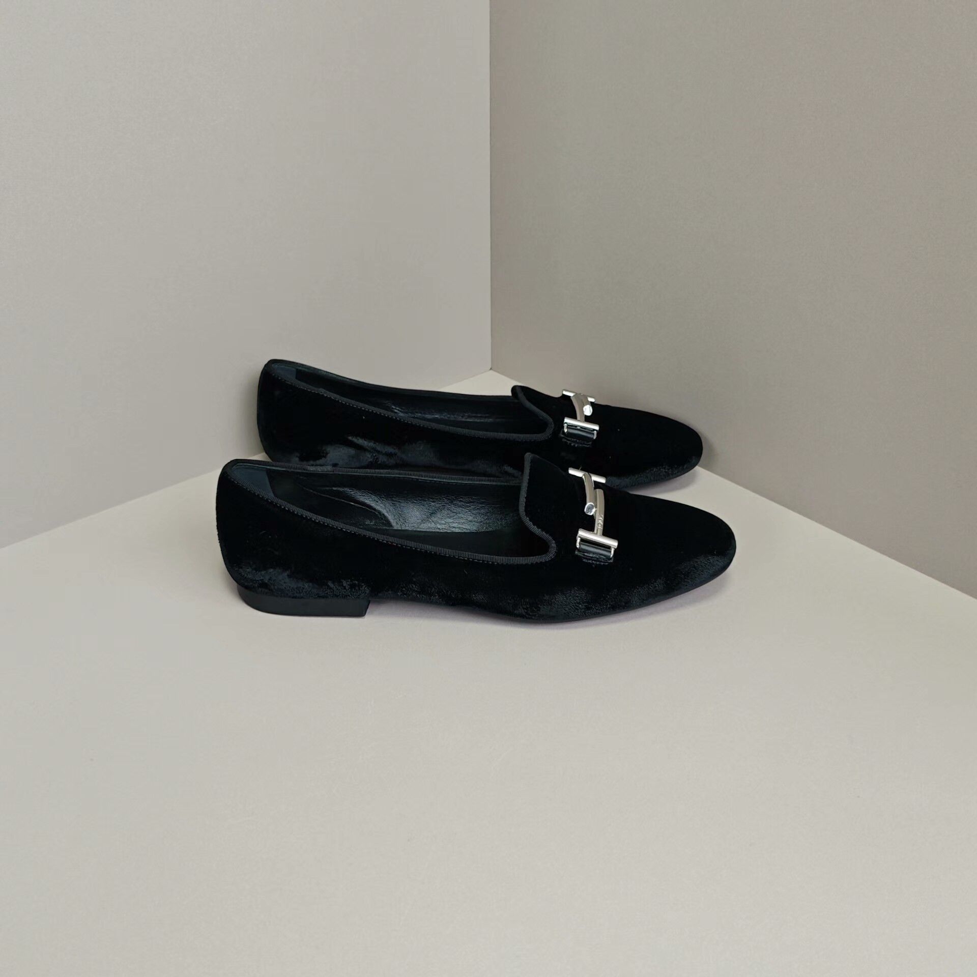 Tod's Tod's Casual Lowtop Sneakers us_6 Women Size US 6 / IT 36 - 4 Thumbnail