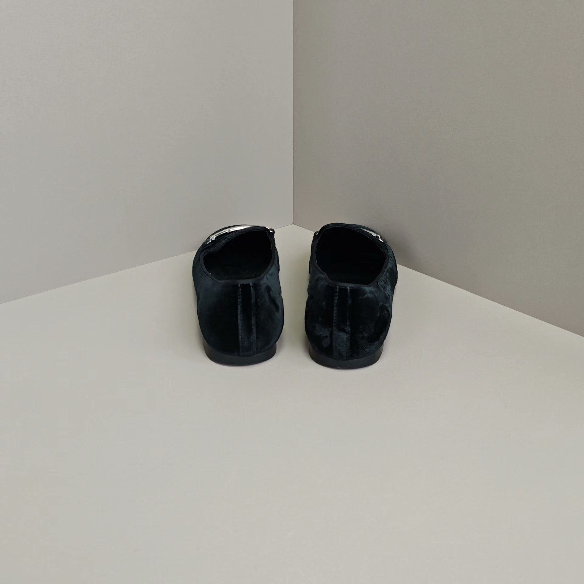 Tod's Tod's Casual Lowtop Sneakers us_6 Women Size US 6 / IT 36 - 3 Thumbnail