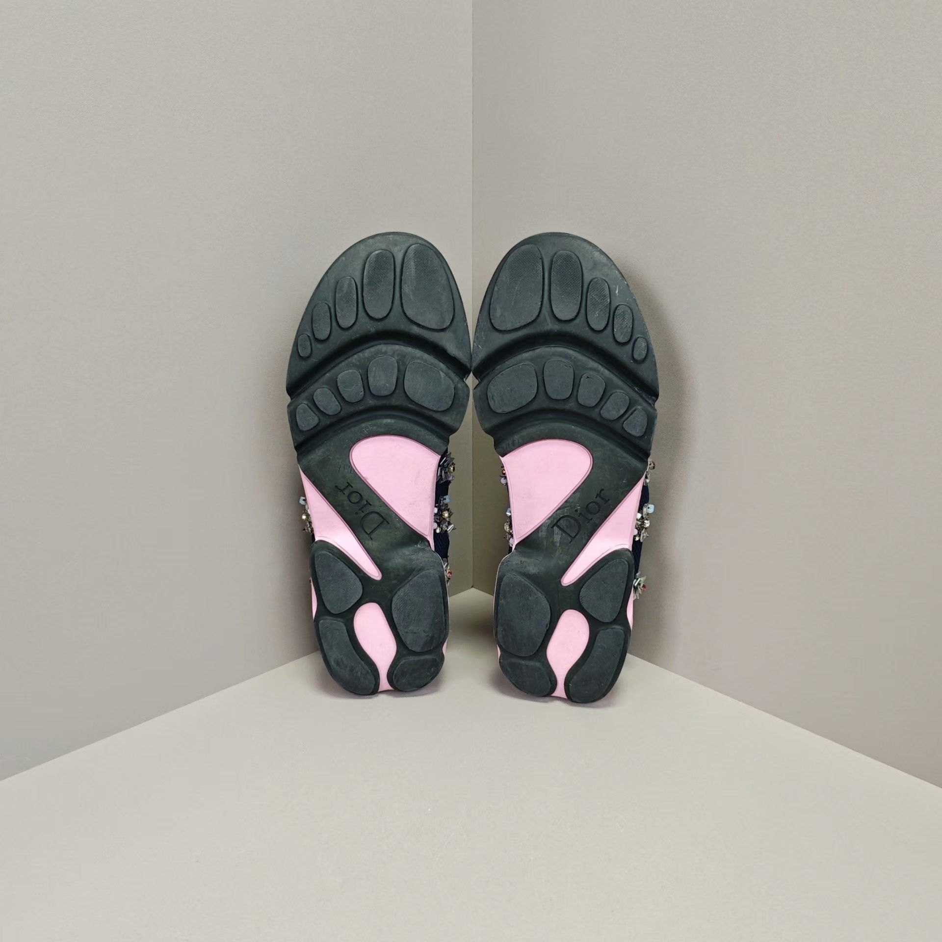 Dior Dior Lowtop Sneakers us_7 Women Size US 7 / IT 37 - 5 Thumbnail
