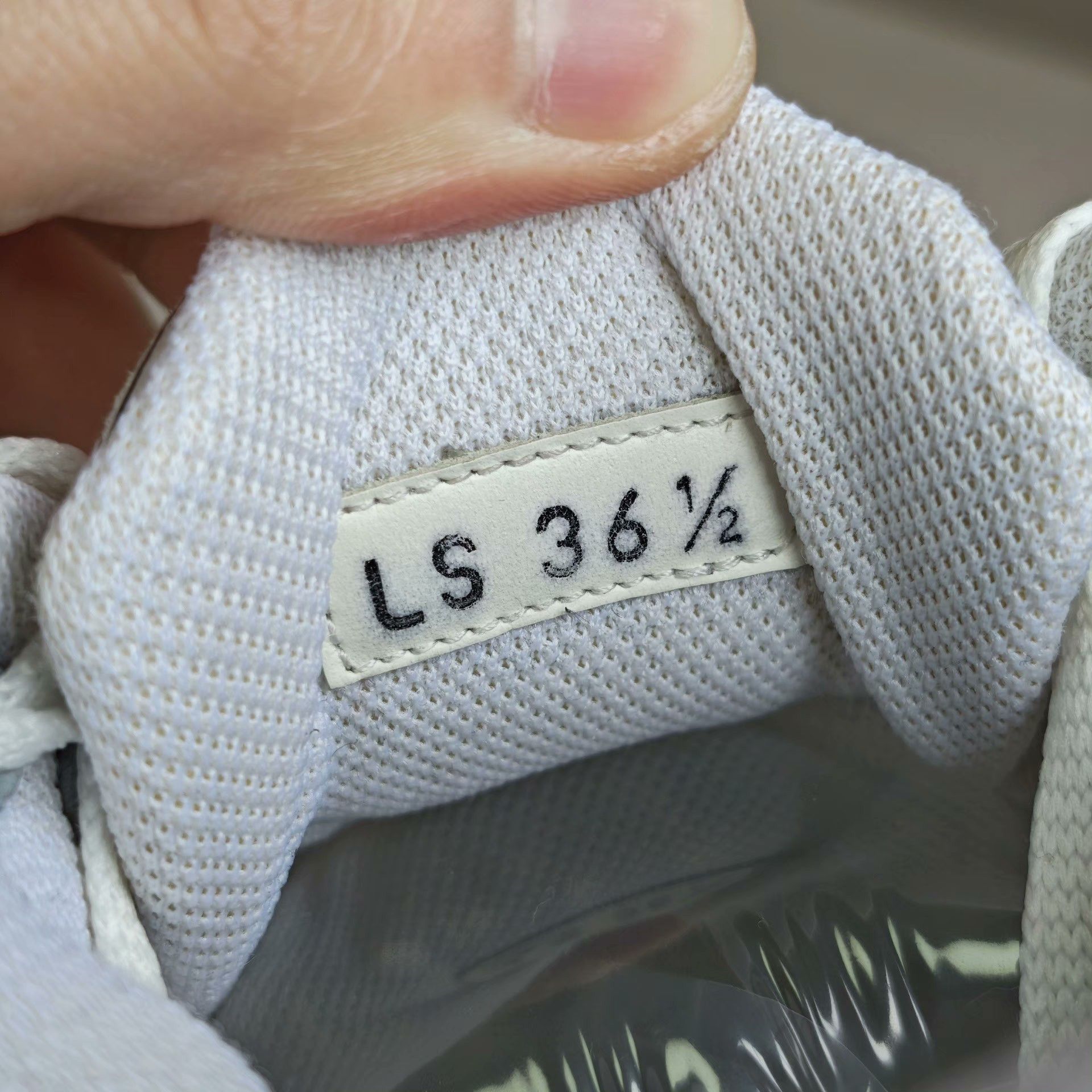 Dior Dior Lowtop Sneakers us_6 Women Size US 6 / IT 36 - 6 Thumbnail