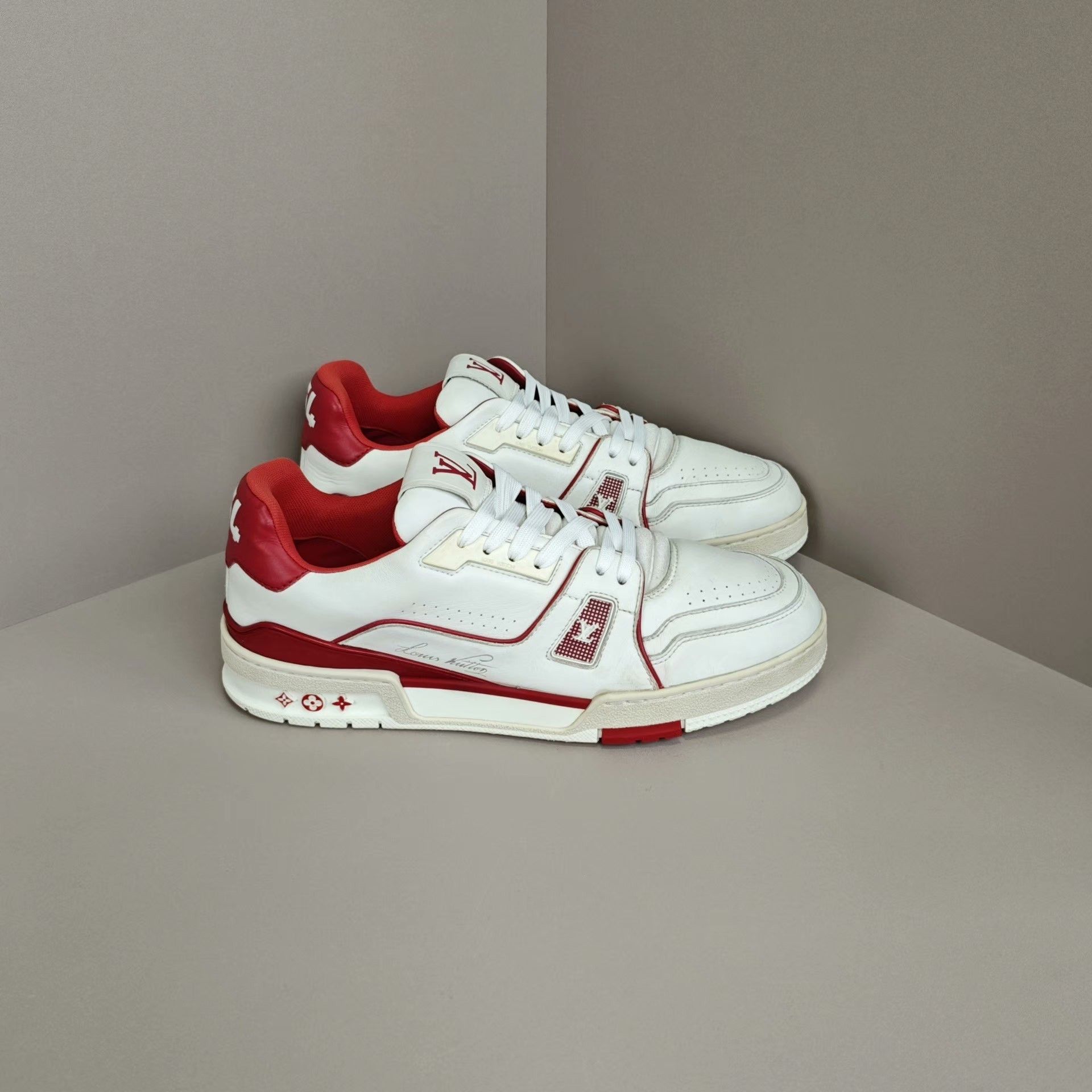 Louis Vuitton Louis Vuitton Training Red Lowtop Sneakers 9 Men Size US 9 / EU 42 - 4 Thumbnail