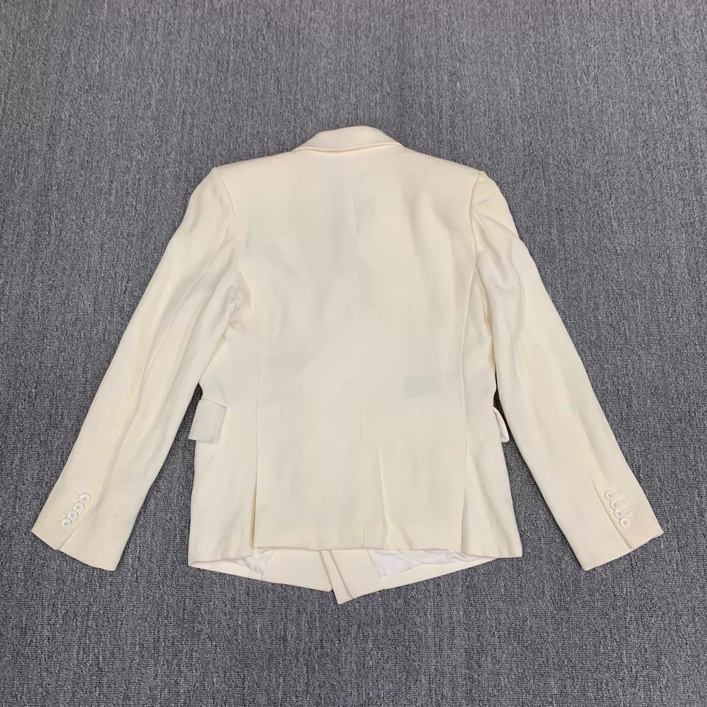 Louis Vuitton White Blazer with Decorative Button Detail Size US M / EU 48-50 / 2 - 2 Thumbnail