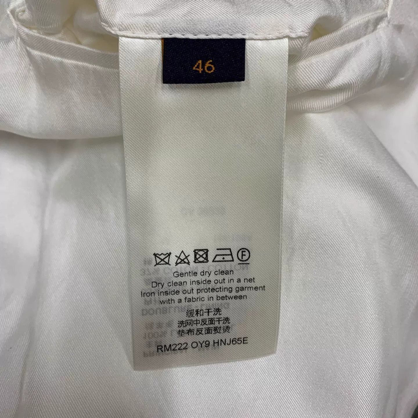 Louis Vuitton White Blazer with Decorative Button Detail Size US M / EU 48-50 / 2 - 7 Thumbnail
