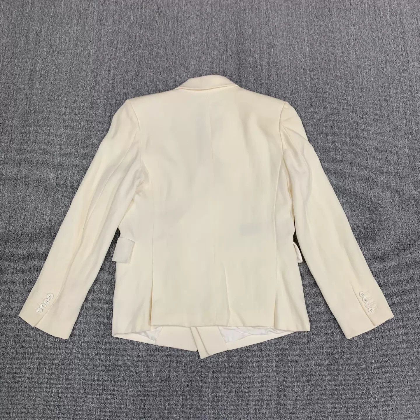 Louis Vuitton Beige Double-Breasted Blazer with Butterfly Accent Size US M / EU 48-50 / 2 - 2 Thumbnail