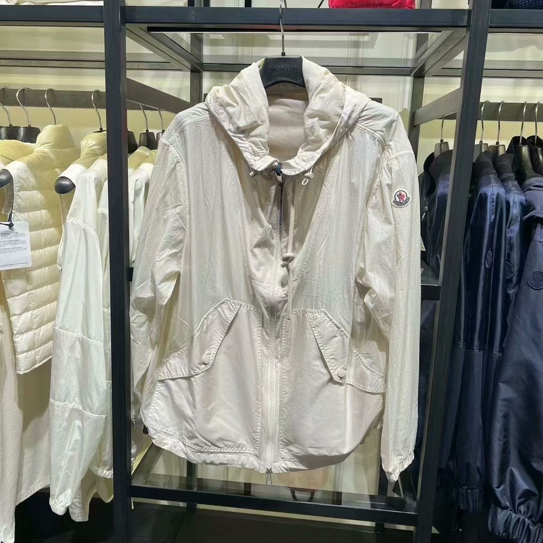 Moncler Moncler Women's Loose Sun Jacket Size M / US 6-8 / IT 42-44 - 4 Thumbnail