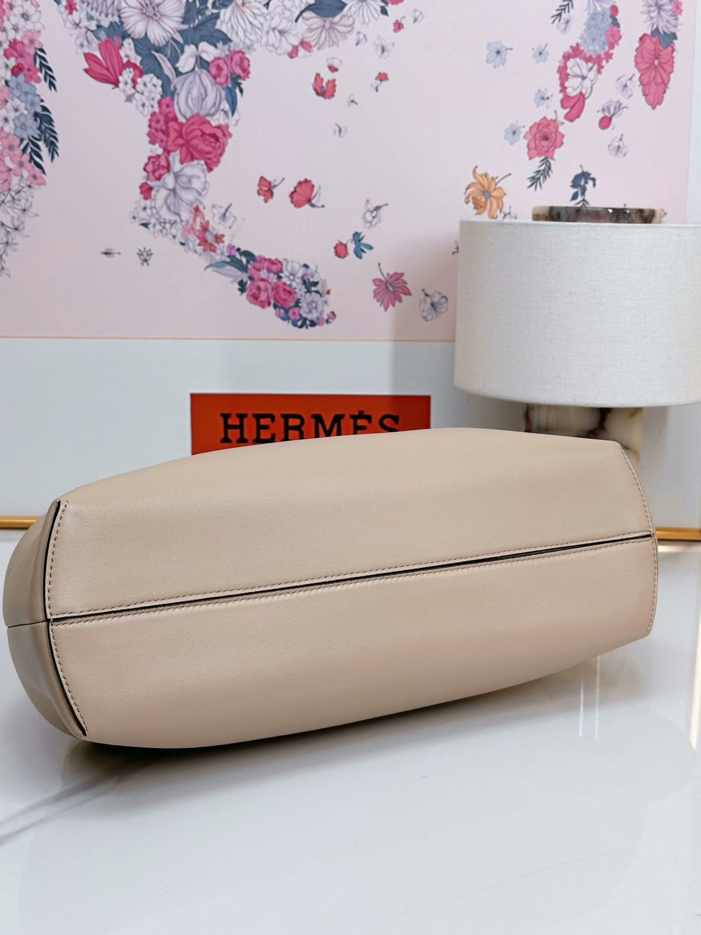 Fendi Fendi First Lambskin Cloud Bag Size ONE SIZE - 4 Thumbnail