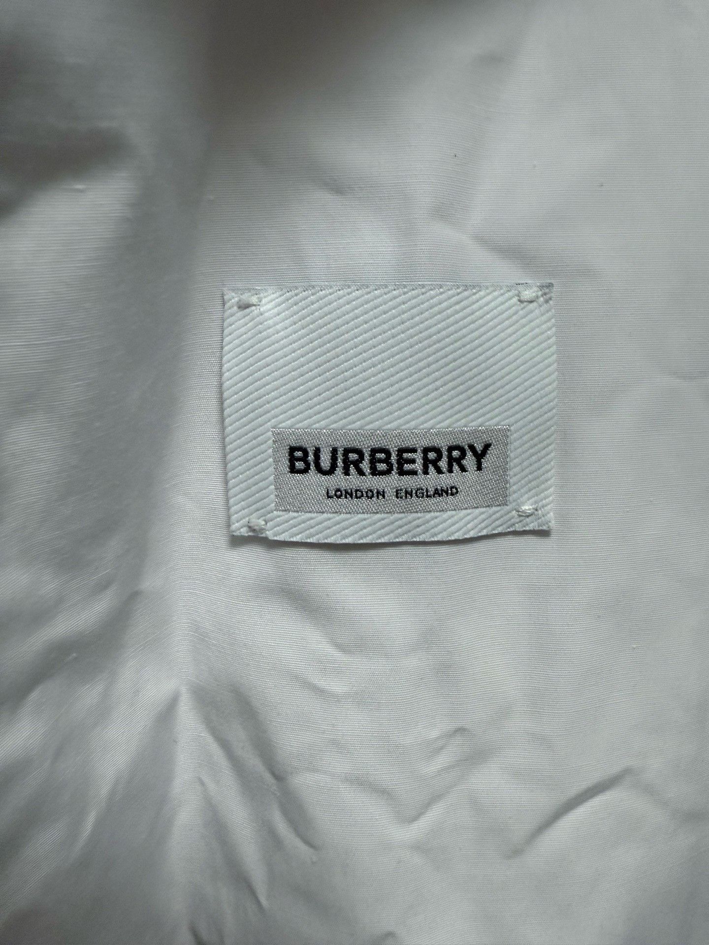 Burberry Burberry White Short Coat UK6 Size M / US 6-8 / IT 42-44 - 4 Thumbnail