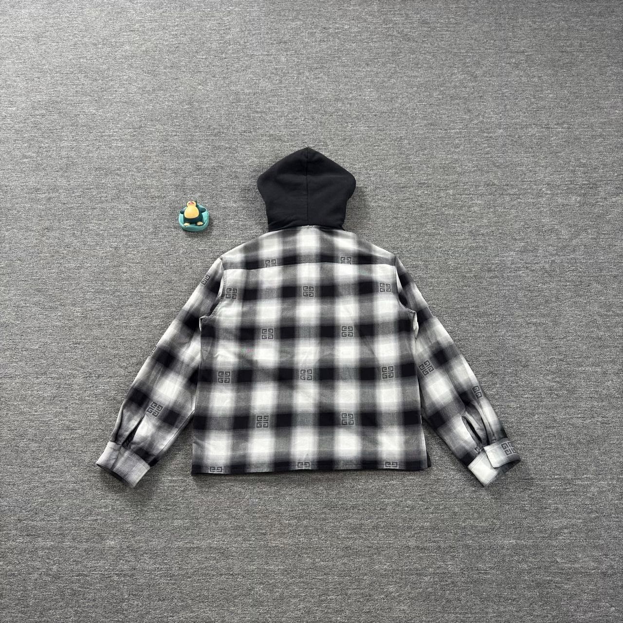 Givenchy Givenchy Plaid Print Hoodie Jacket Size M / US 6-8 / IT 42-44 - 2 Thumbnail