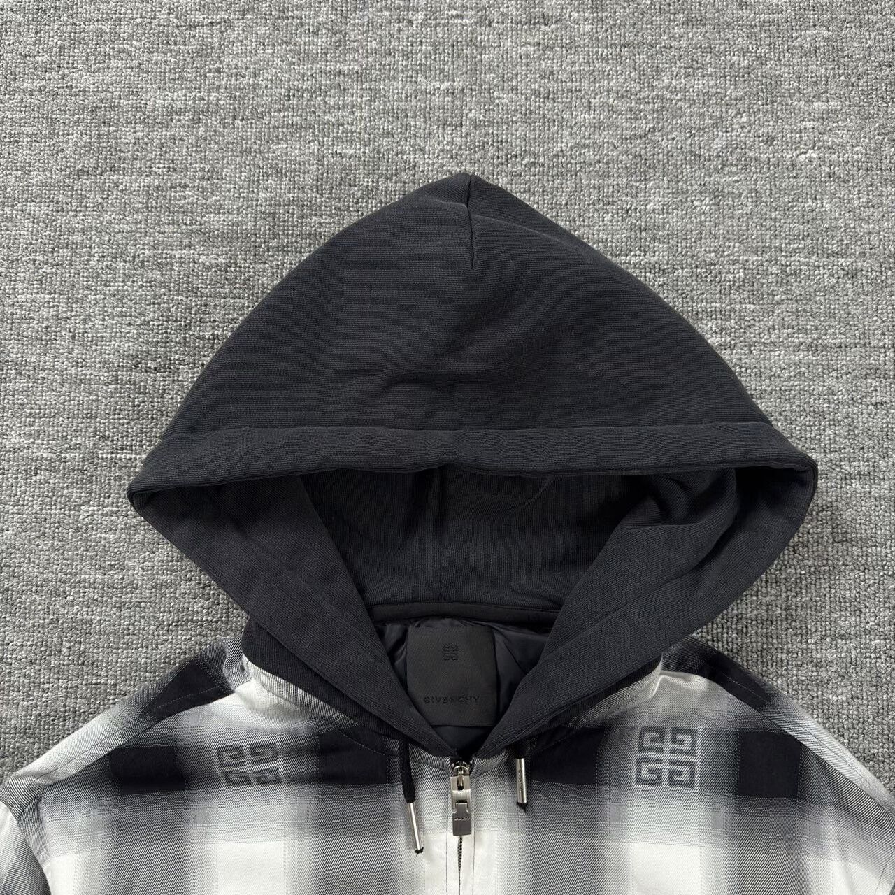 Givenchy Givenchy Plaid Print Hoodie Jacket Size M / US 6-8 / IT 42-44 - 3 Thumbnail