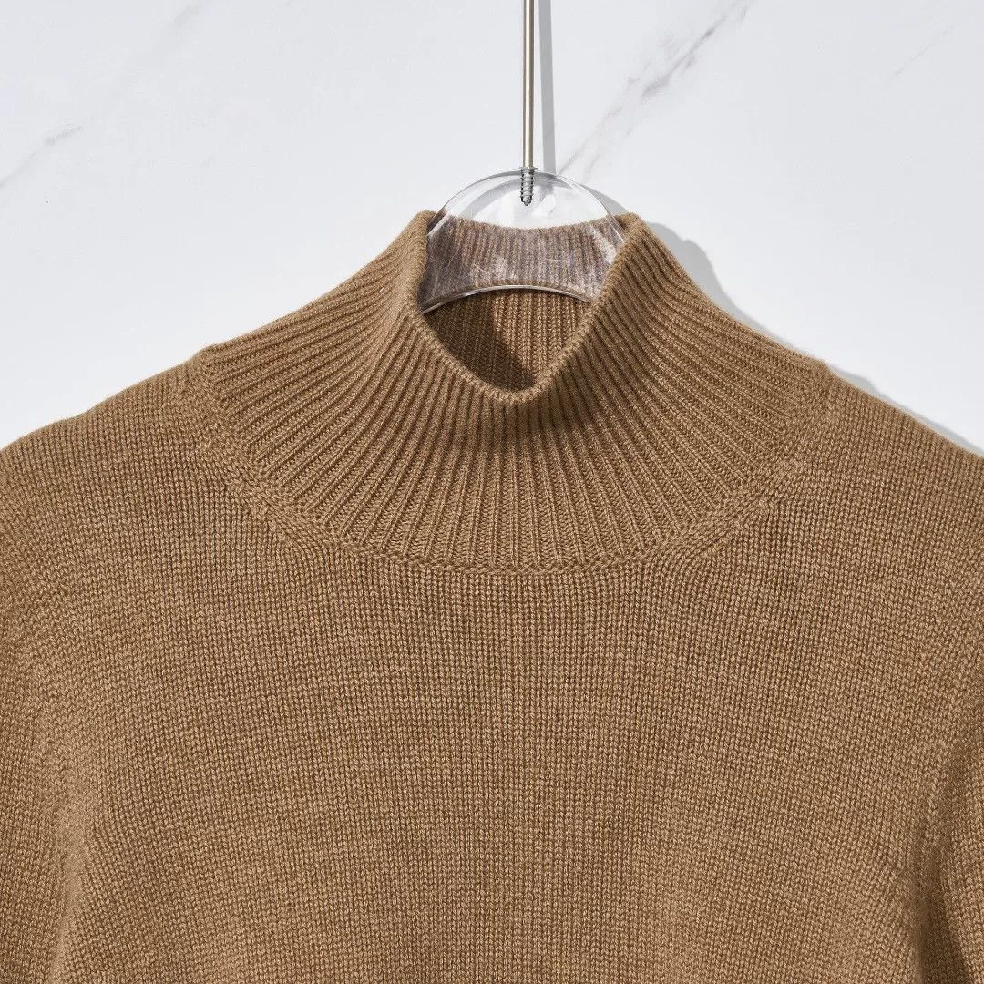 Fendi Fendi Women's High Neck Cashmere Sweater Size M / US 6-8 / IT 42-44 - 2 Thumbnail
