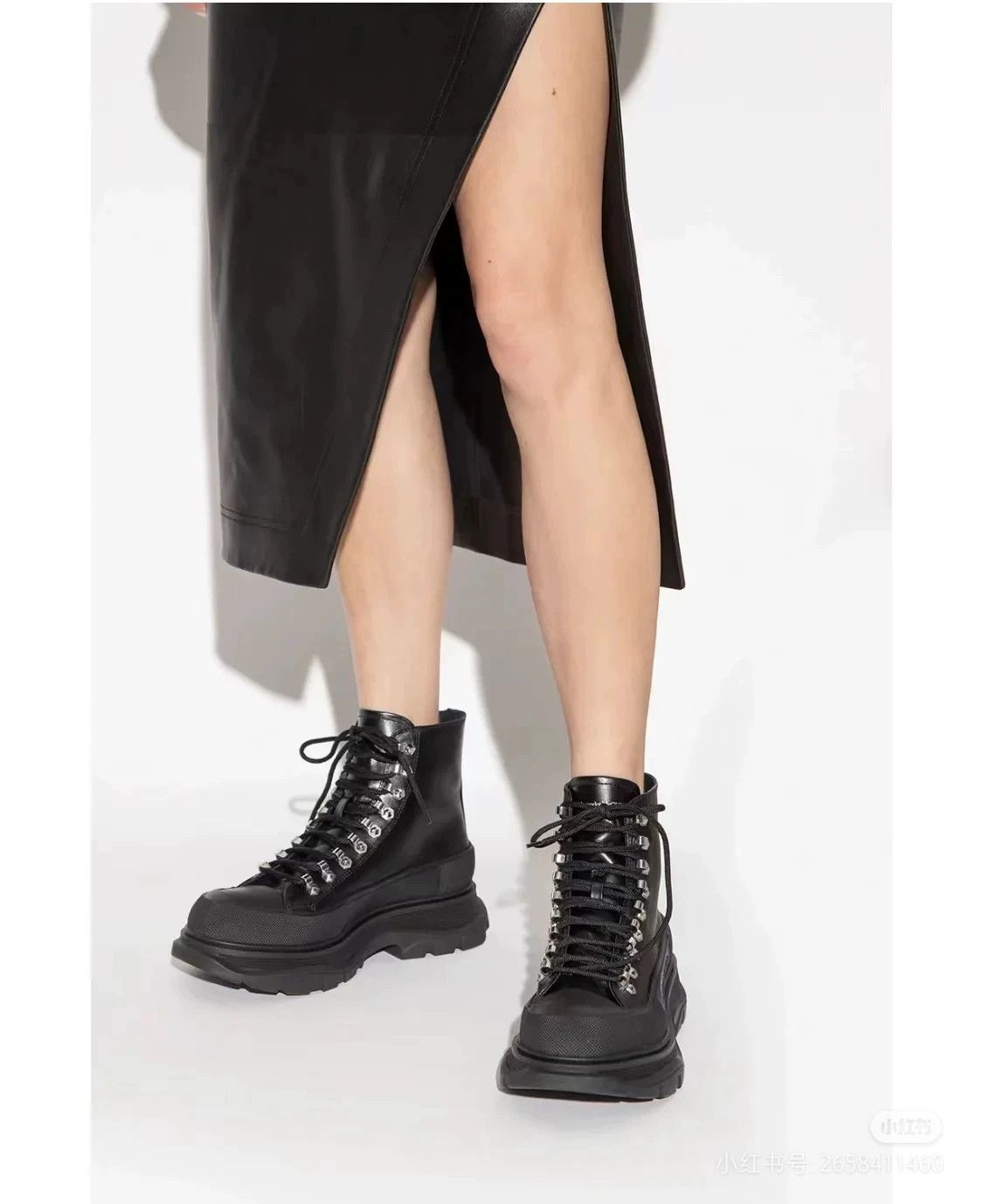 Alexander McQueen Alexander McQueen Women's Platform Martin Boots Size US 6 / IT 36 - 9 Thumbnail