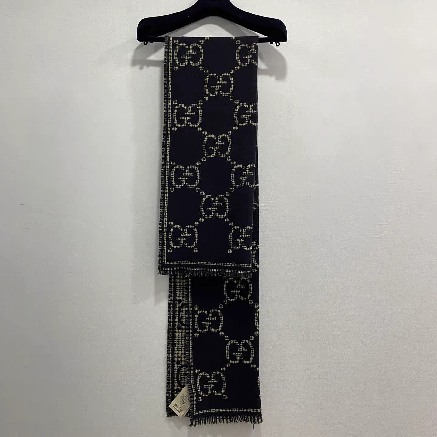 Gucci Black Patterned Fringed Scarf Size ONE SIZE - 4 Thumbnail