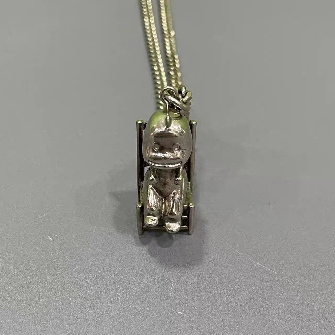 Dior Silver Pendant Necklace with Detailed Design Size ONE SIZE - 2 Thumbnail