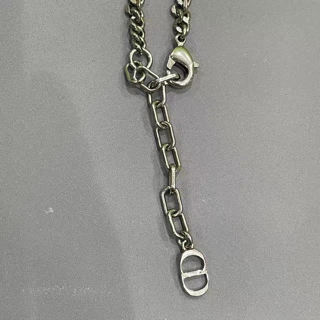 Dior Silver Pendant Necklace with Detailed Design Size ONE SIZE - 5 Thumbnail