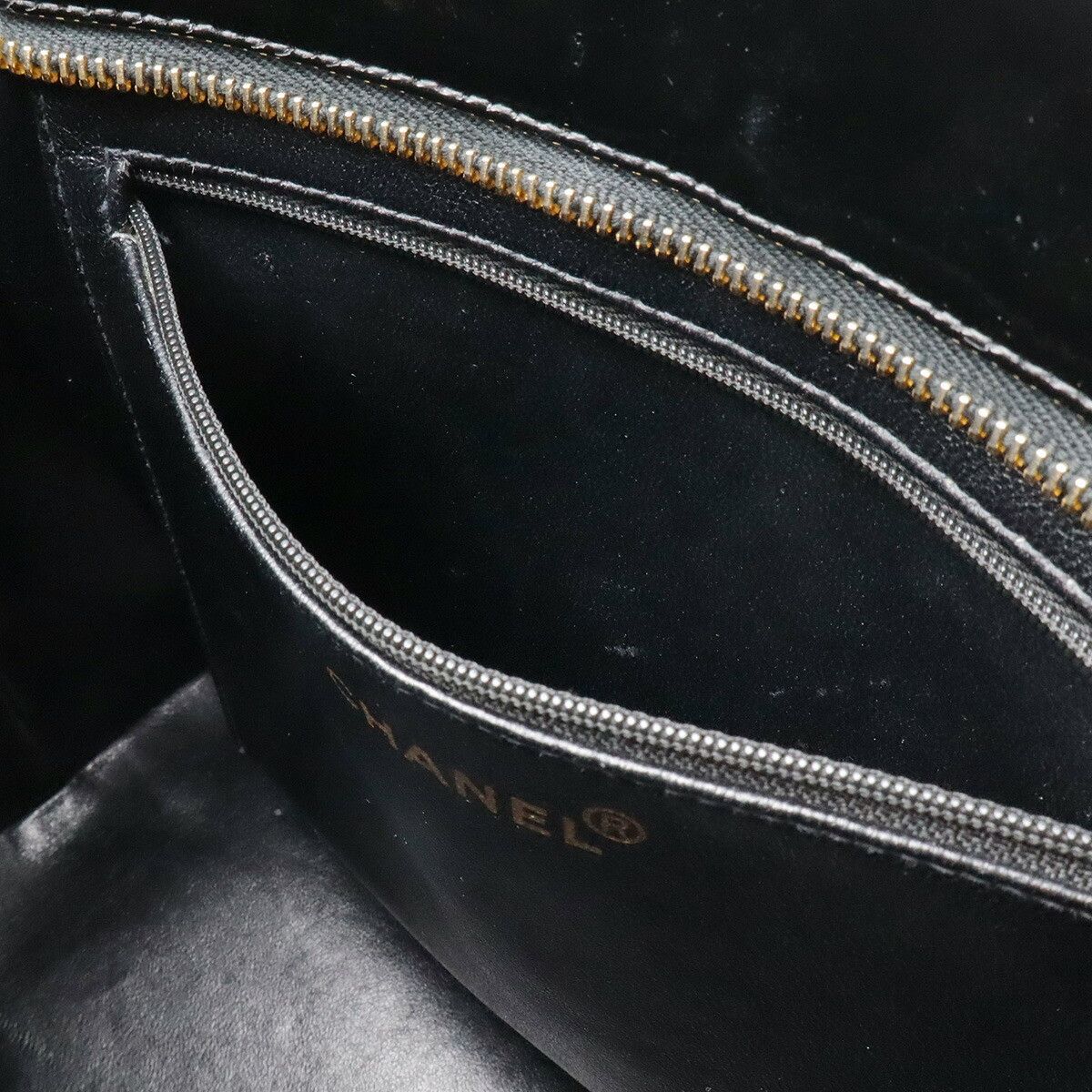 Chanel Chanel Chanel Matelasse Fukoku 2way tote bag Leather Tote Bag A01804 DUTY FREE for USA Size ONE SIZE - 8 Thumbnail