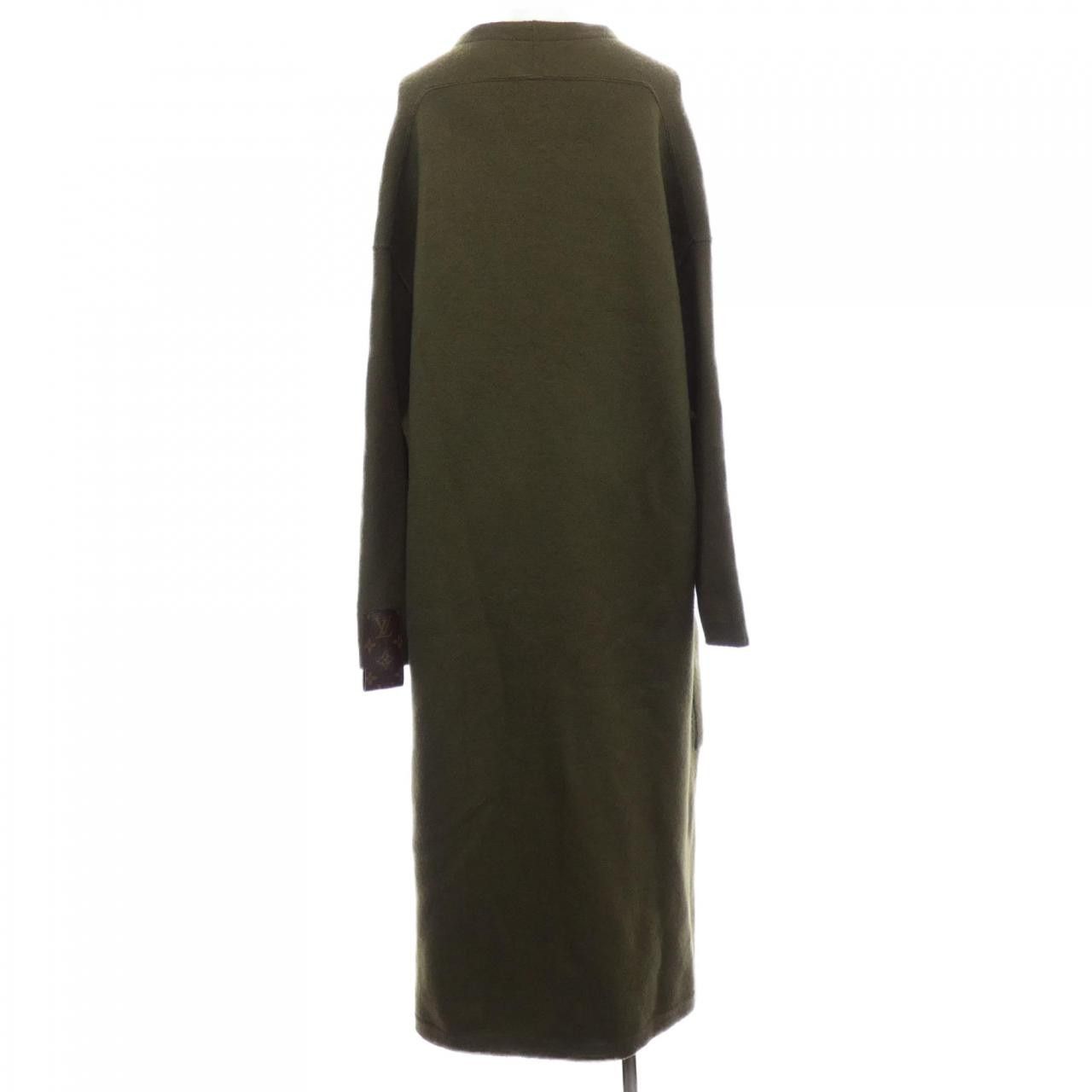 Louis Vuitton Louis Vuitton Louis Vuitton Long Knit Coat Knit Coat Textile Outerwear FPKX14AMO DUTY FREE for USA Size ONE SIZE - 2 Thumbnail