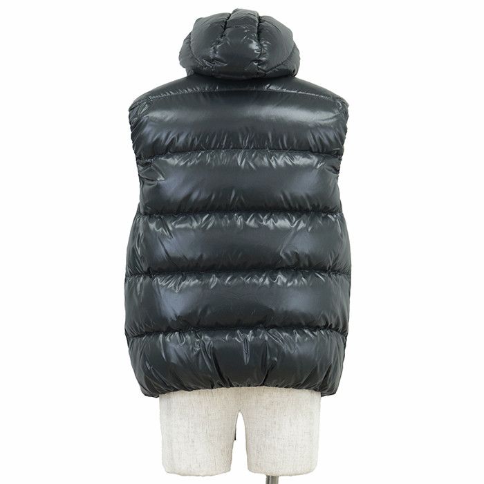 Other Other DUVETICA Polyamide Down Vest Plastic / Synthetic Outerwear DUTY FREE for USA Size ONE SIZE - 5 Thumbnail