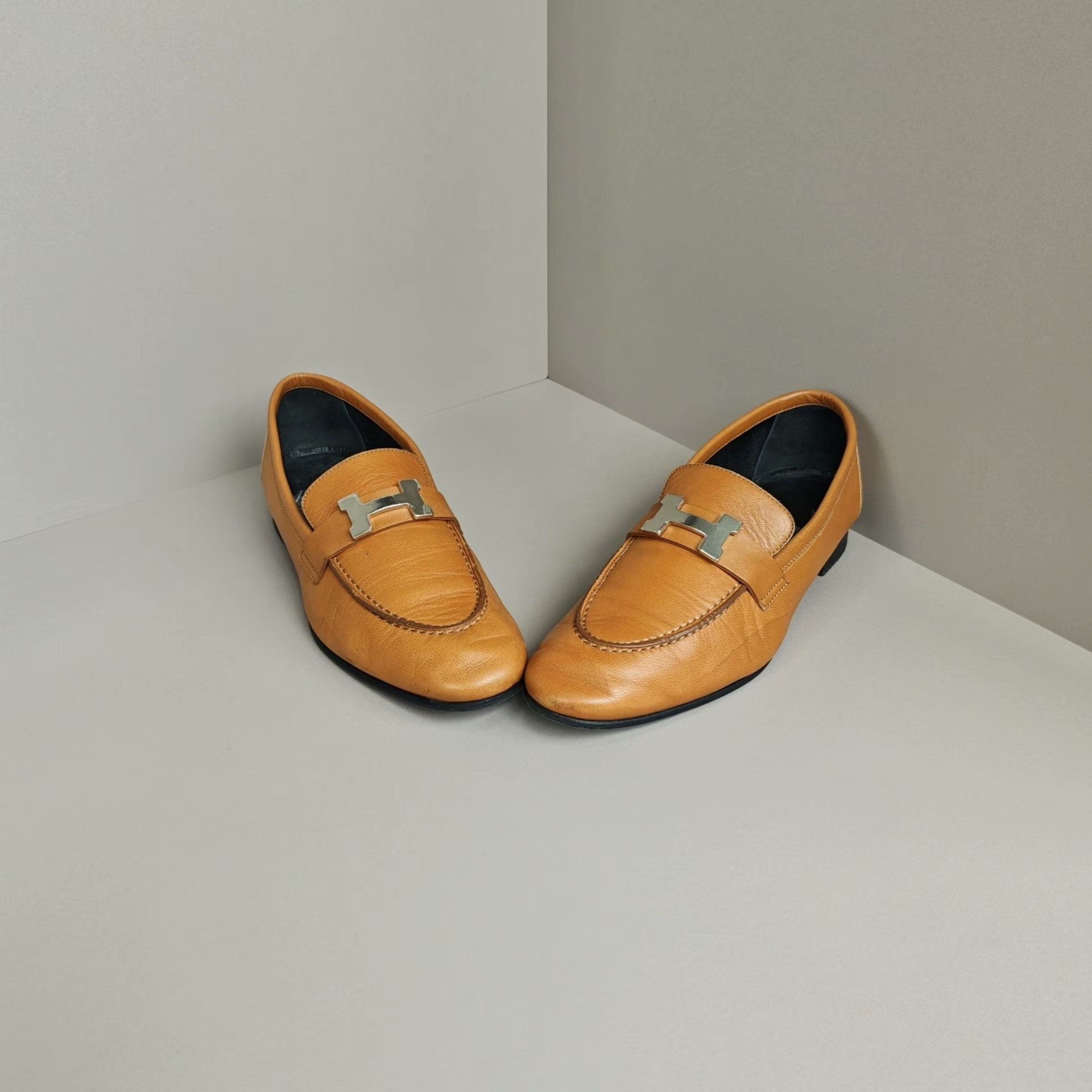 Hermes Hermes Lowtop Sneakers us_7 Women Size US 7 / IT 37 - 2 Thumbnail