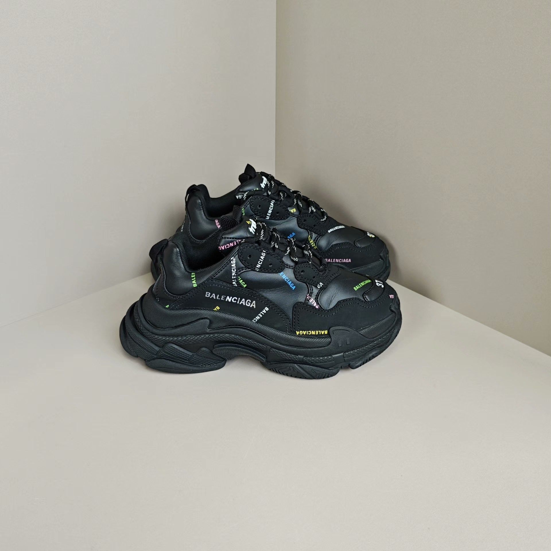 Balenciaga Balenciaga Lowtop Sneakers us_7 Women Size US 7 / IT 37 - 4 Thumbnail