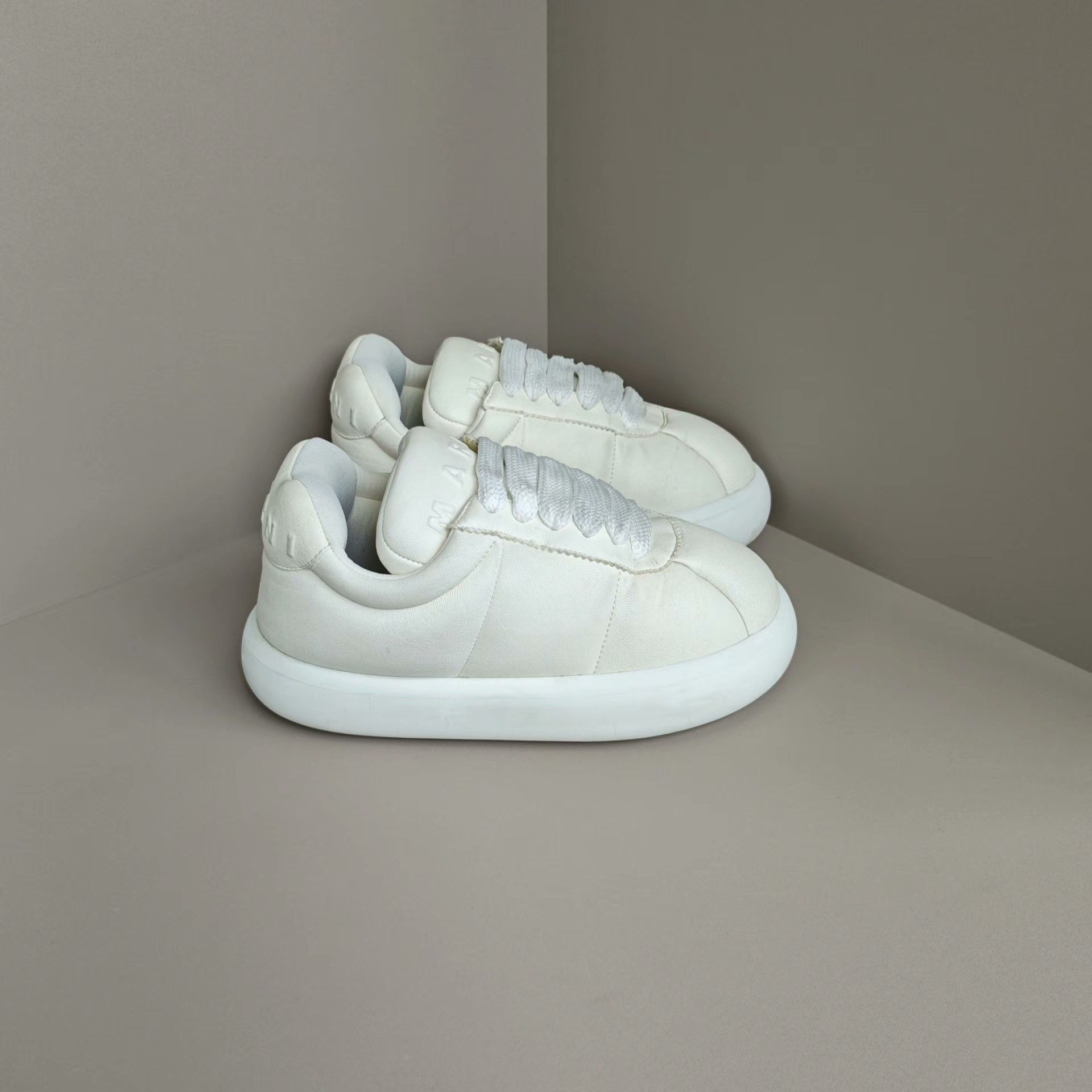 Marni Marni Lowtop Sneakers us_9 Women Size US 9 / IT 39 - 4 Thumbnail