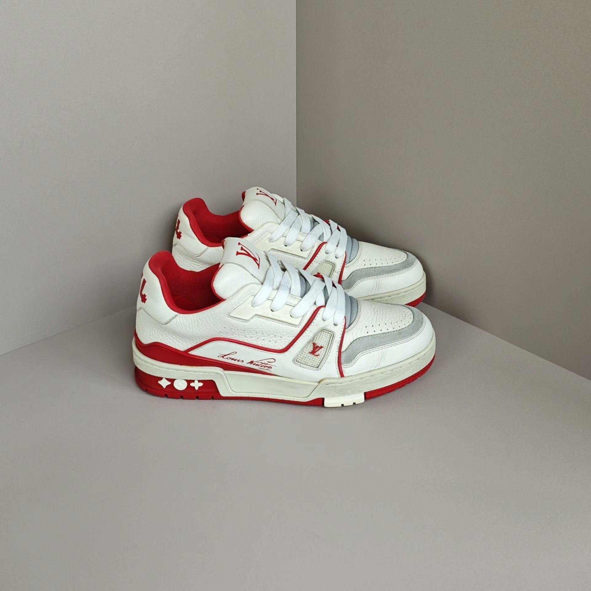Louis Vuitton Louis Vuitton Training Red Lowtop Sneakers us_7 Women Size US 7 / IT 37 - 4 Thumbnail