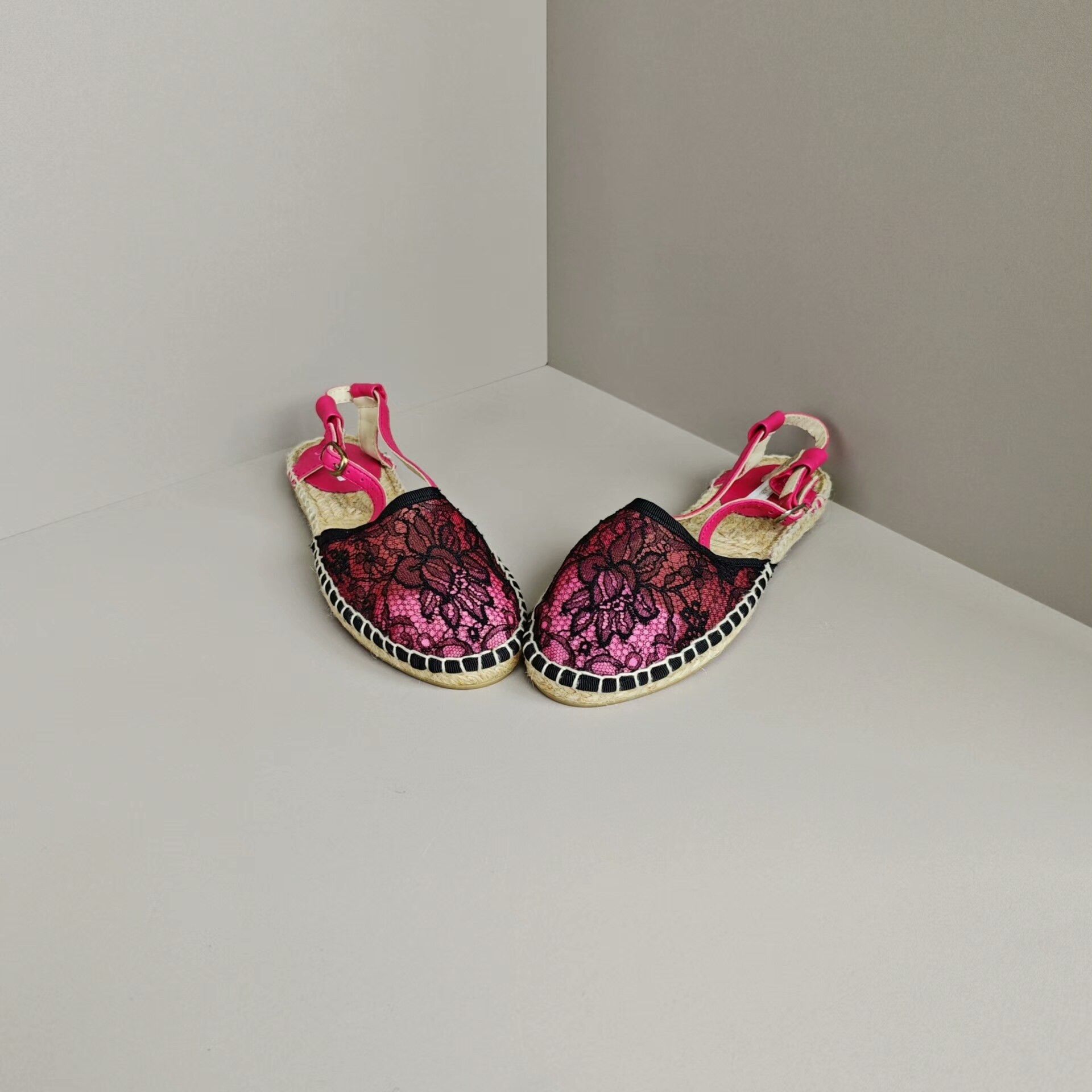 Dolce & Gabbana Dolce & Gabbana Sandals us_6 Women Size US 6 / IT 36 - 2 Thumbnail