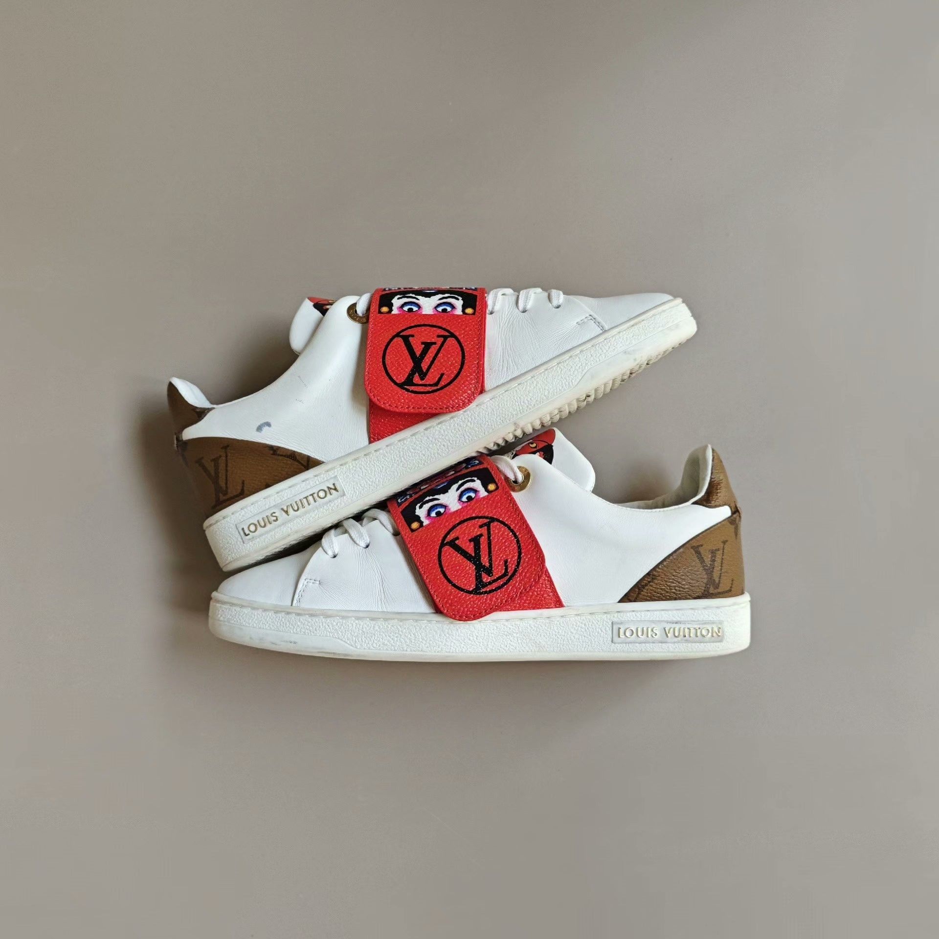 Louis Vuitton Louis Vuitton Leather Printed White Lowtop Sneakers Women Size US 6 / IT 36 - 4 Thumbnail