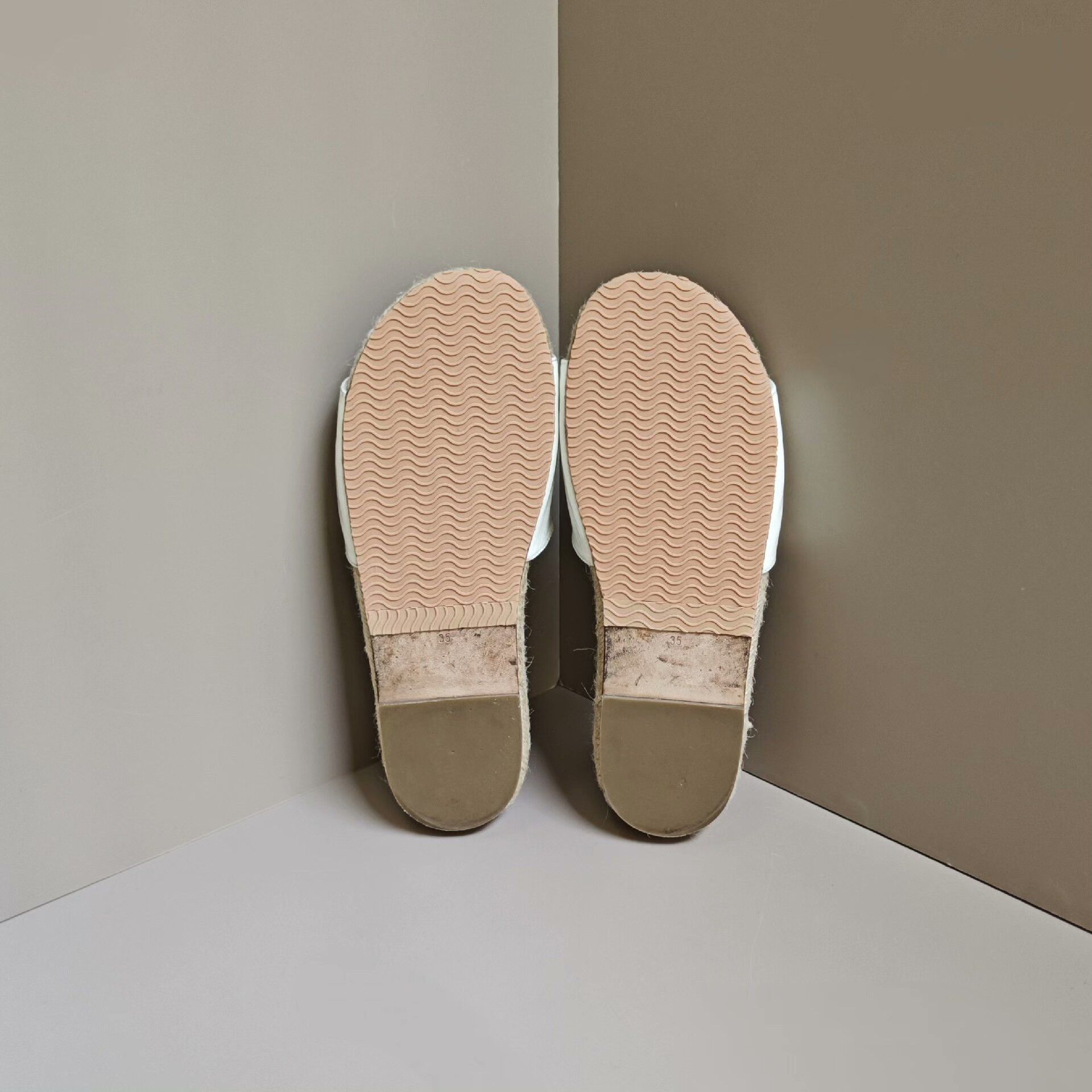Chanel Chanel Retro Sandals us_5 Women Size US 5 / IT 35 - 5 Thumbnail