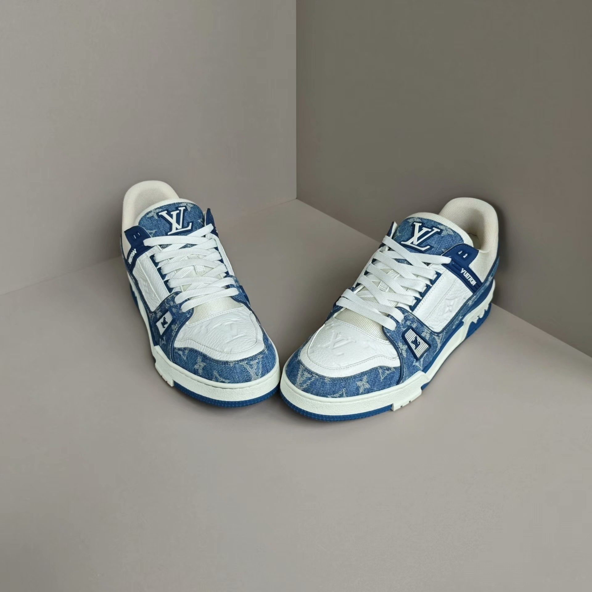 Louis Vuitton Louis Vuitton Training Denim Blue Lowtop Sneakers 10 Men Size US 10 / EU 43 - 2 Thumbnail