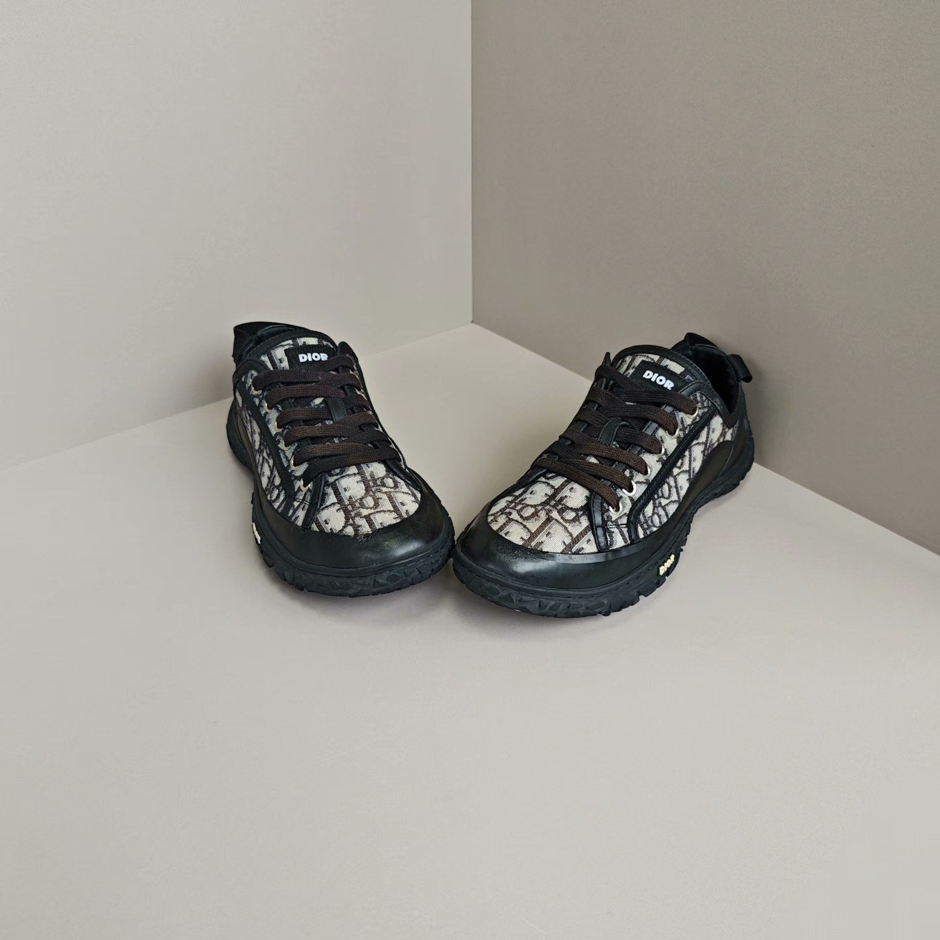 Dior Dior Casual Lowtop Sneakers us_9 Women Size US 9 / IT 39 - 2 Thumbnail