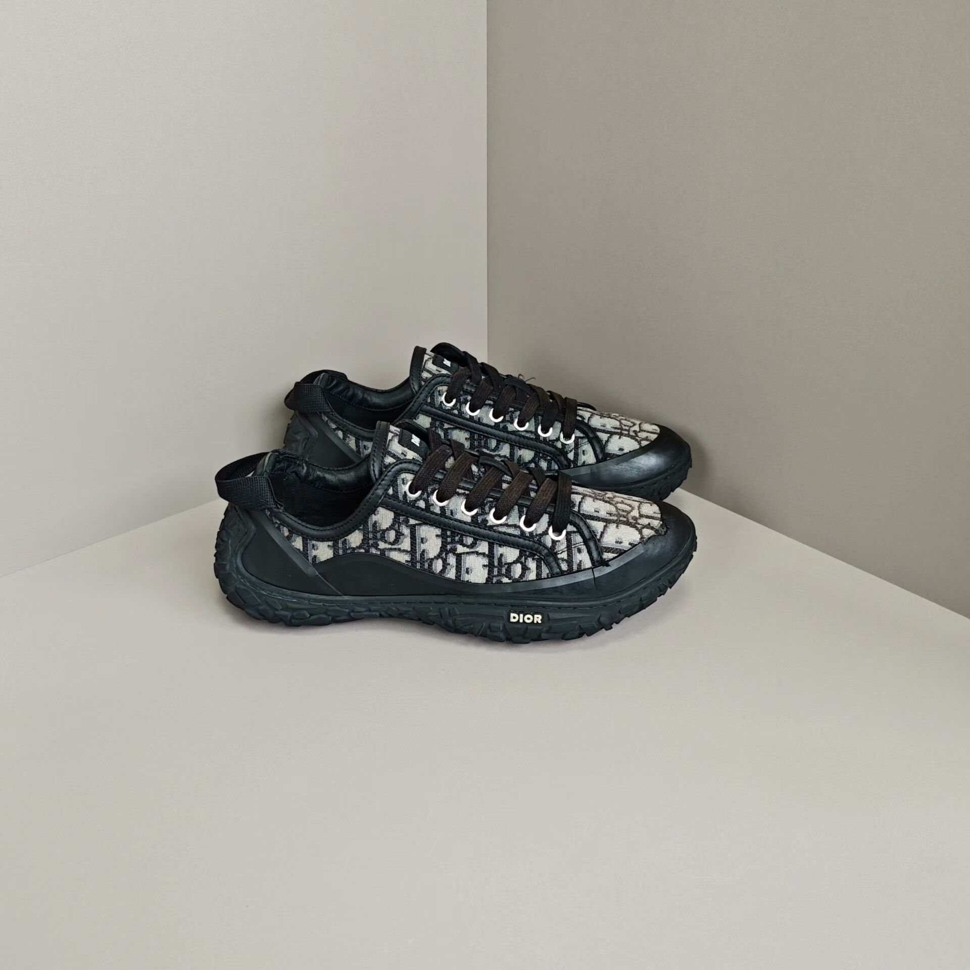 Dior Dior Casual Lowtop Sneakers us_9 Women Size US 9 / IT 39 - 4 Thumbnail