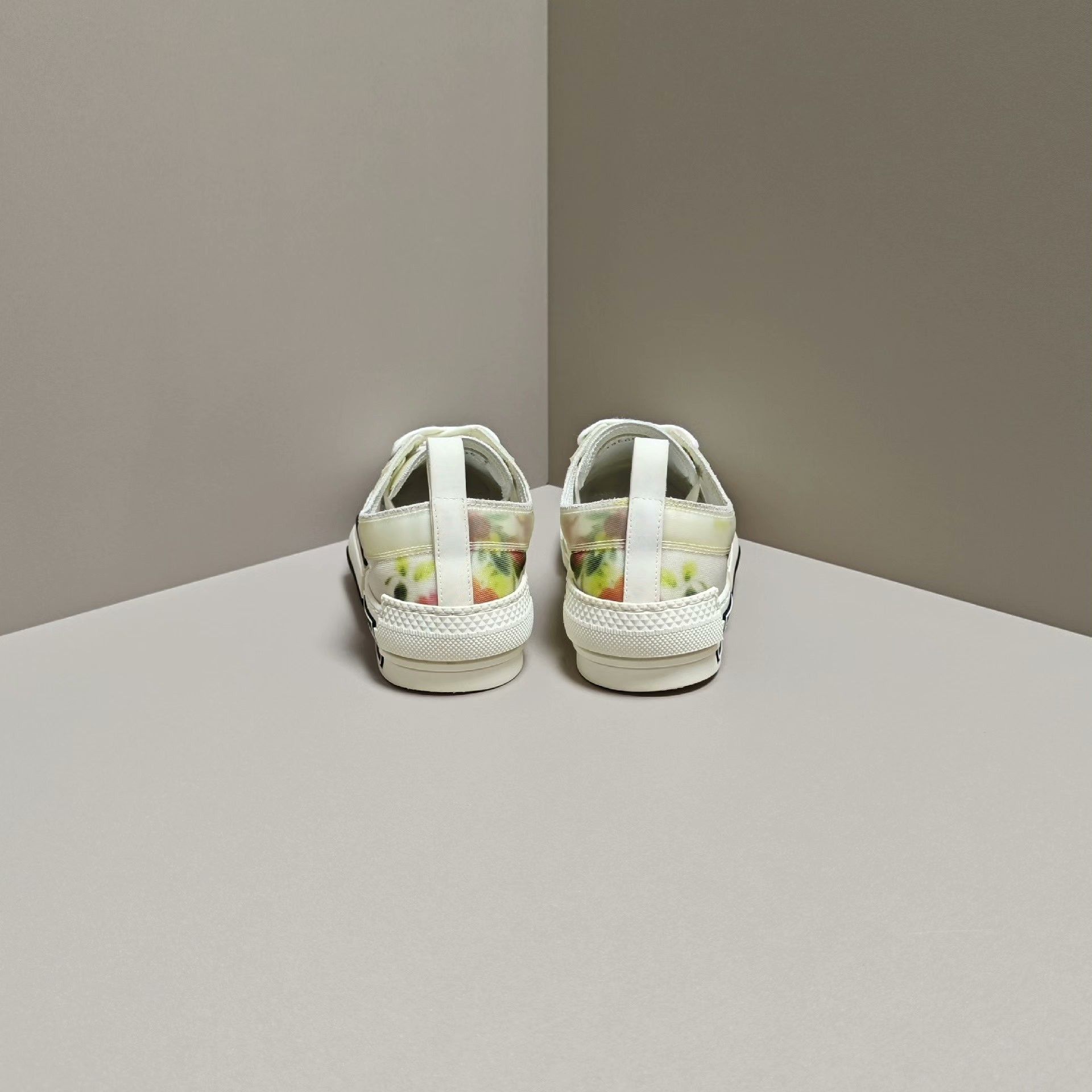 Dior Dior Lowtop Sneakers us_6 Women Size US 6 / IT 36 - 3 Thumbnail
