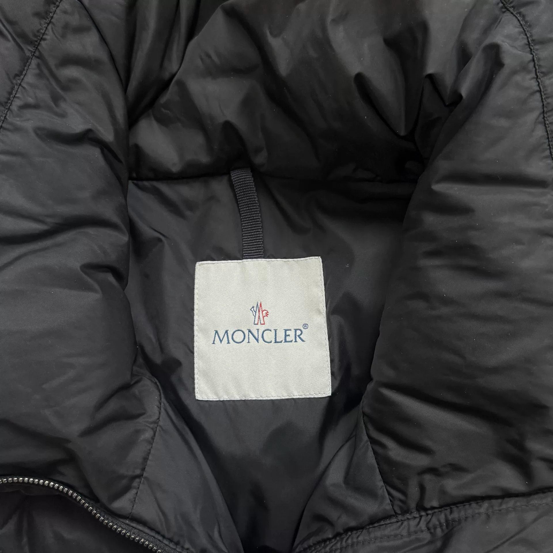 Moncler Moncler Down Down Jacket us_0 Women Size XS / US 0-2 / IT 36-38 - 3 Thumbnail