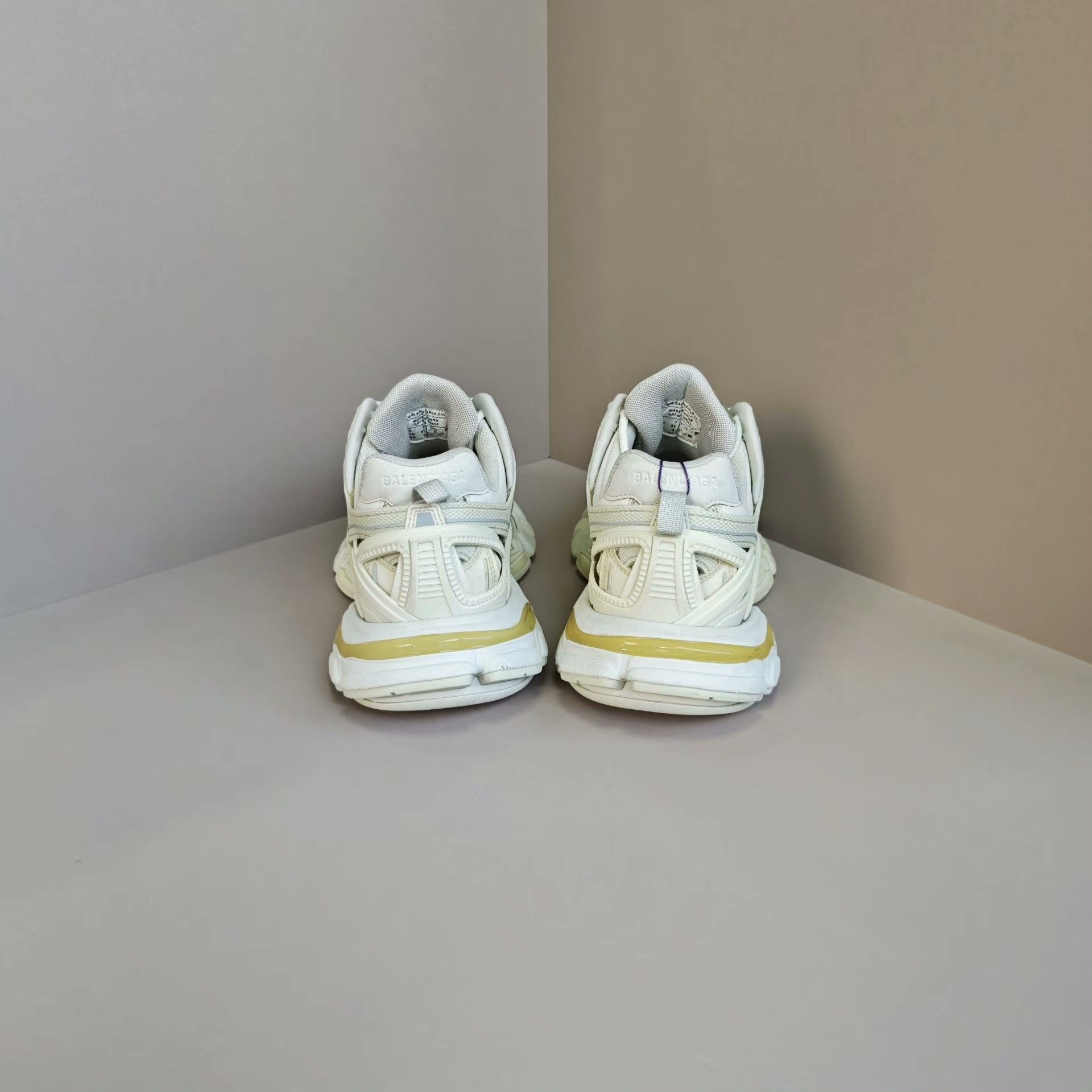 Balenciaga Balenciaga Lowtop Sneakers 8 Men Size US 8 / EU 41 - 3 Thumbnail