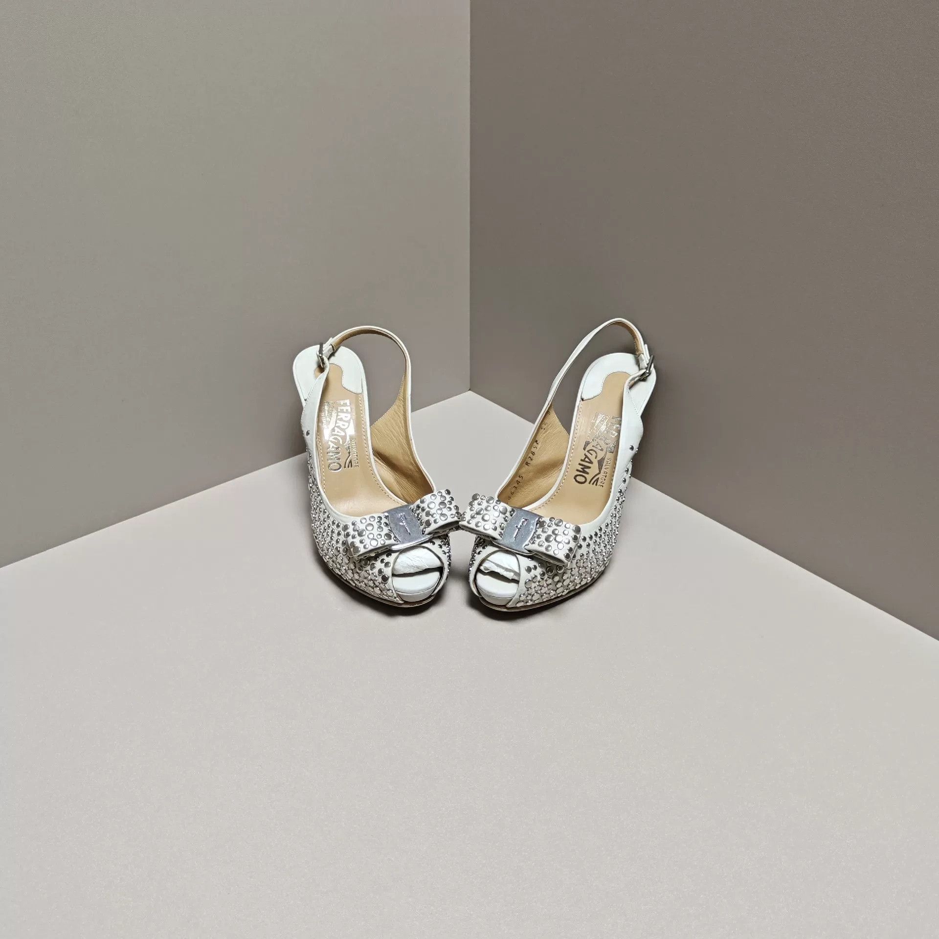 Salvatore Ferragamo Salvatore Ferragamo Sandals us_6 Women Size US 6 / IT 36 - 2 Thumbnail