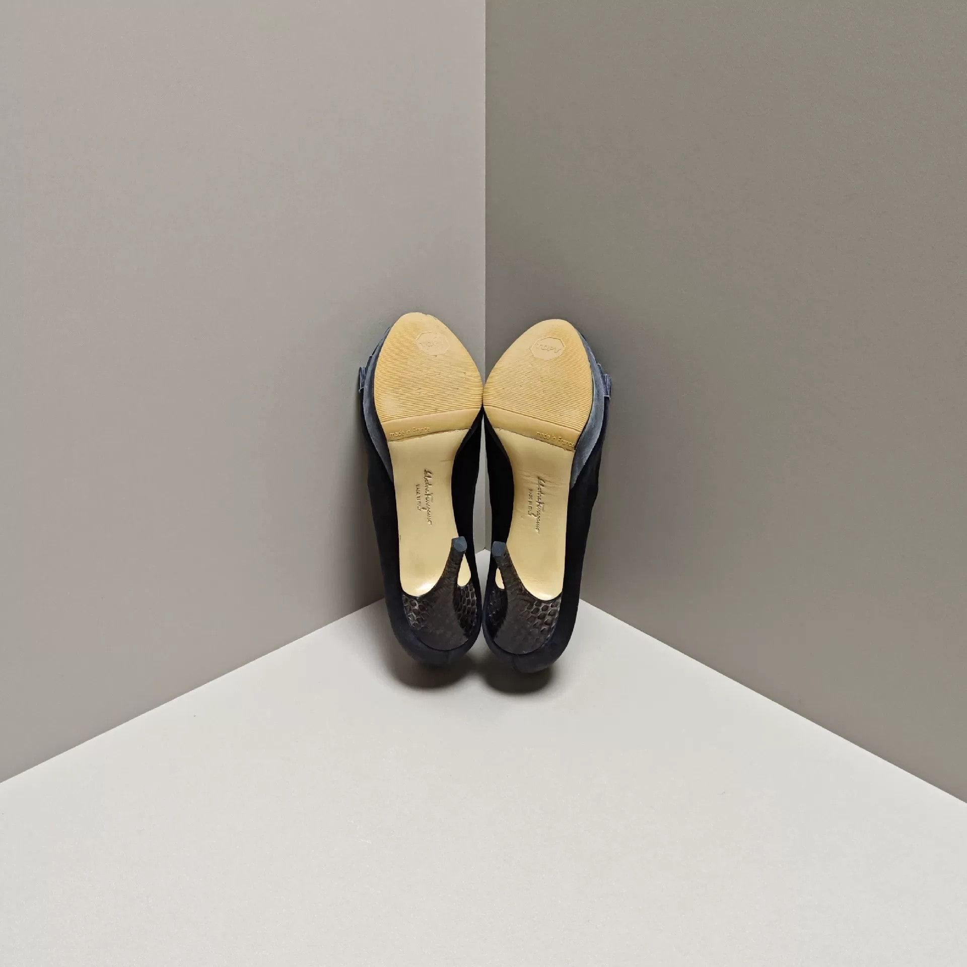 Salvatore Ferragamo Salvatore Ferragamo Lowtop Sneakers us_6 Women Size US 6 / IT 36 - 5 Thumbnail